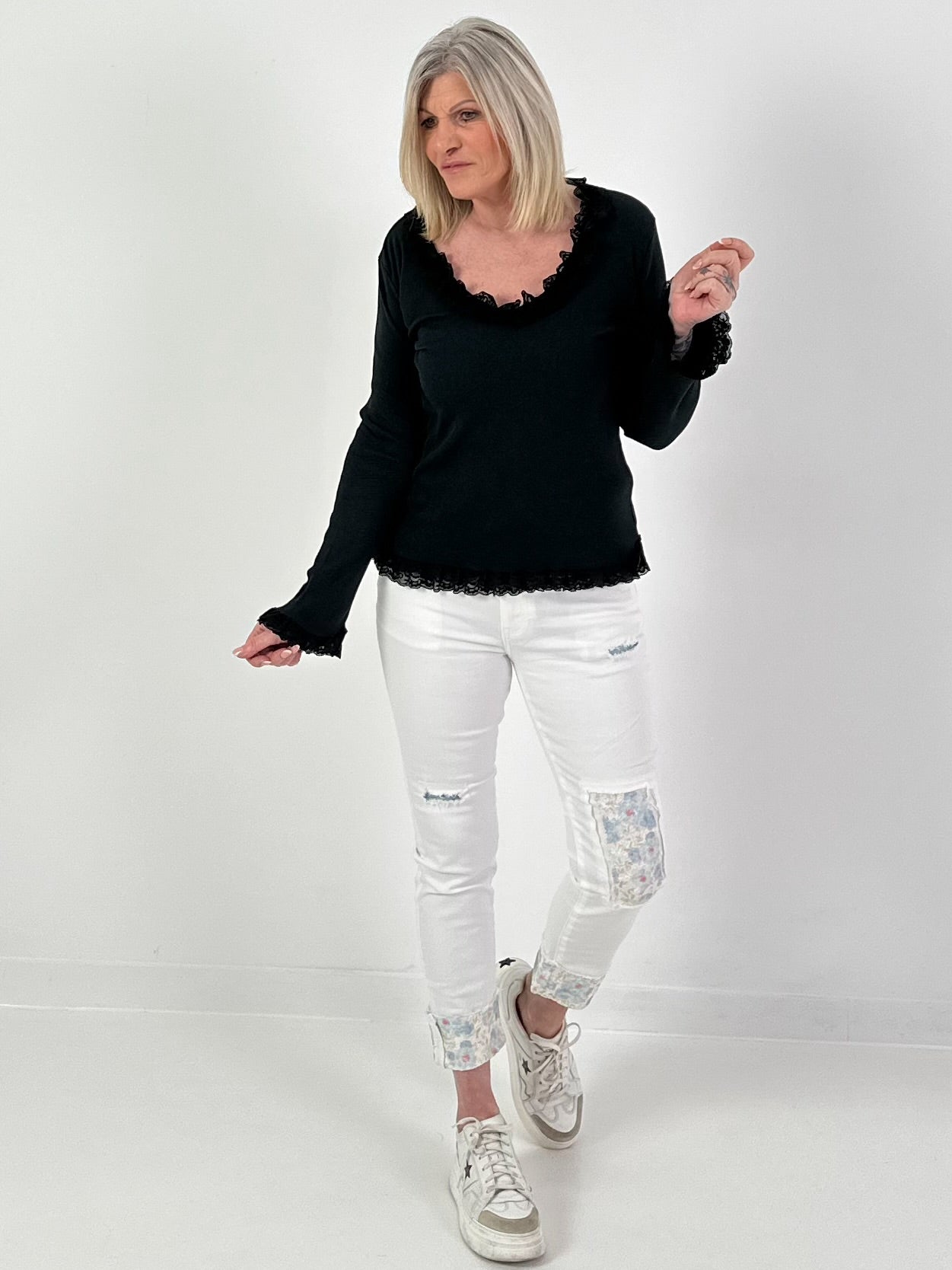 Blouse met kanten ruches - zwart