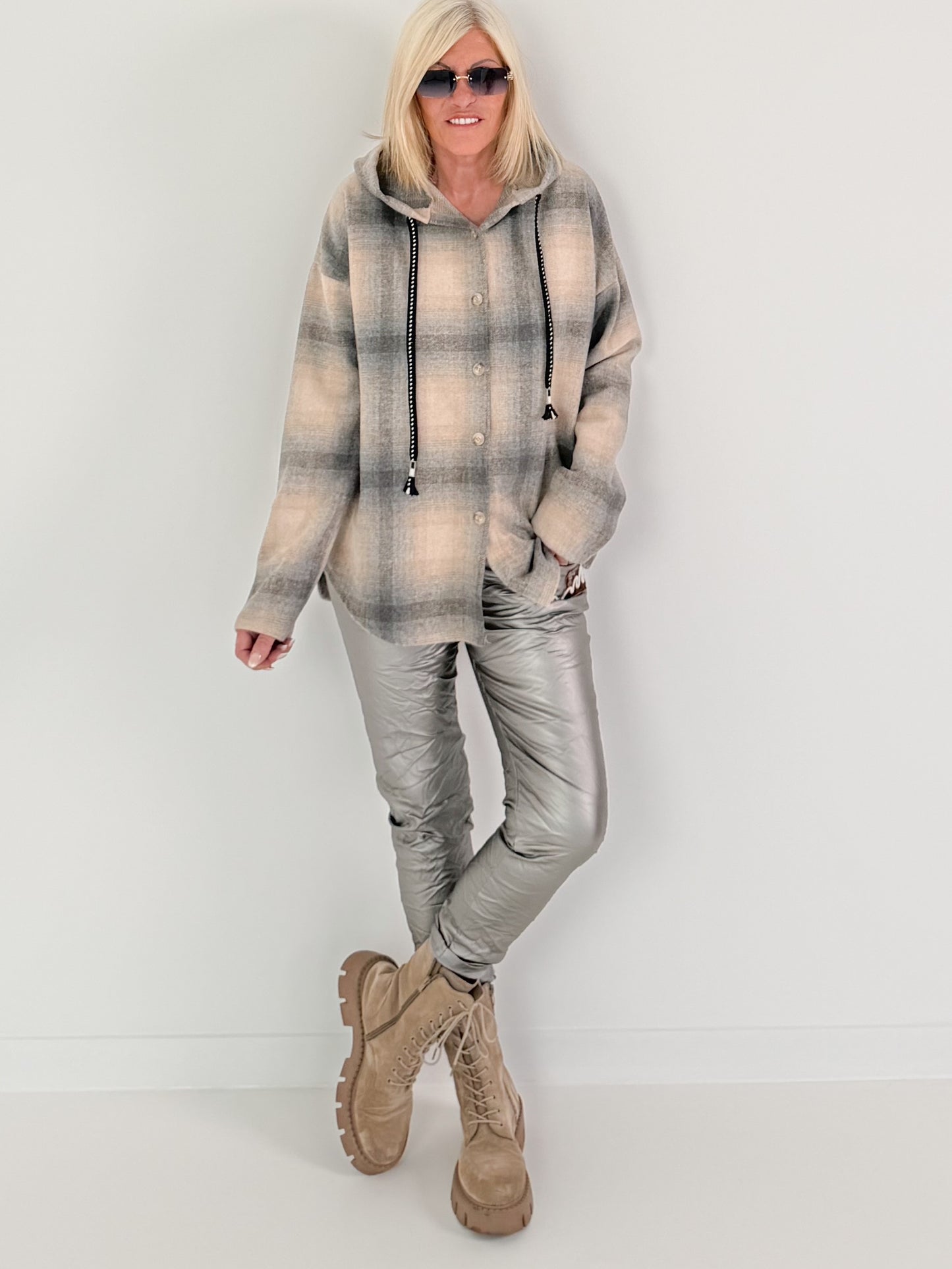 Vegan Leather Trousers with Patch - Silver-Grey