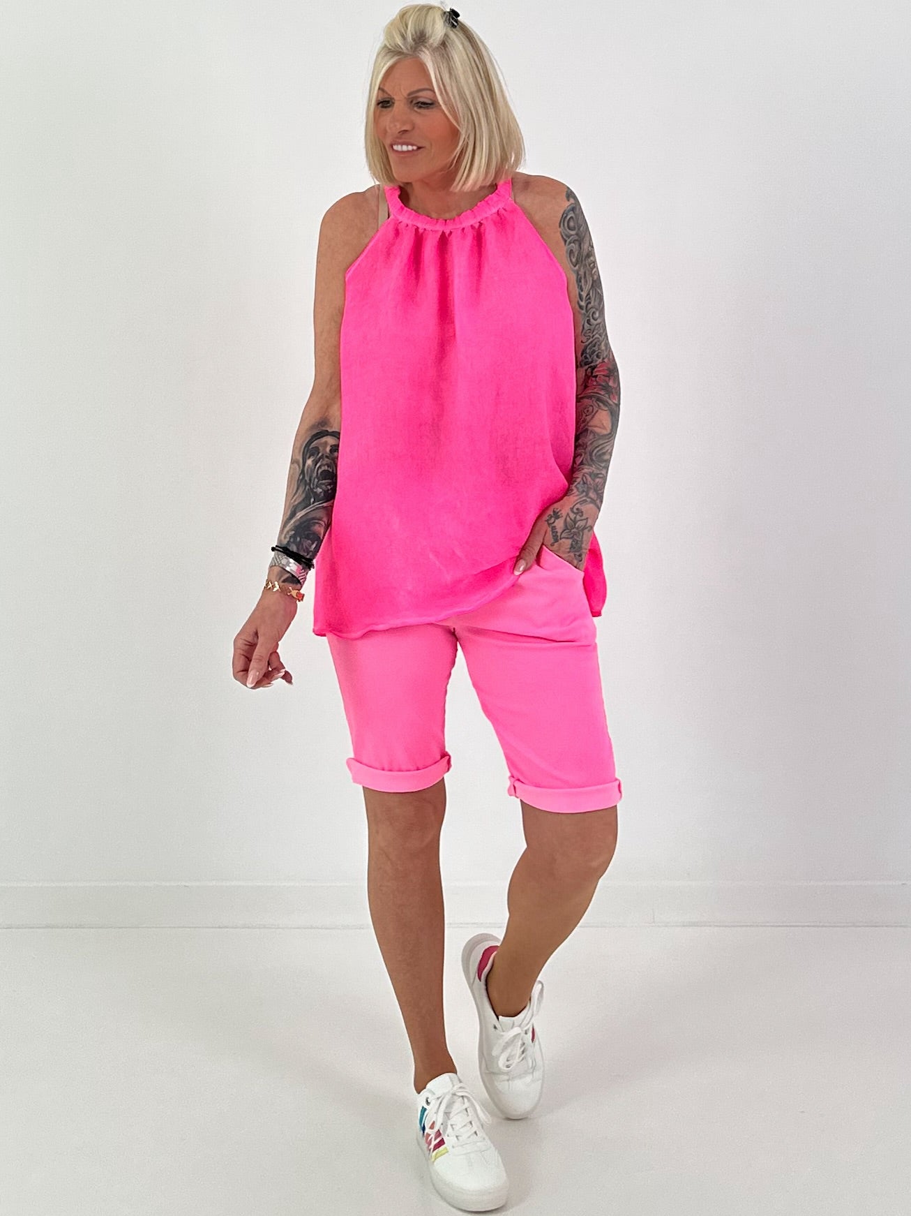 Light top - neon pink