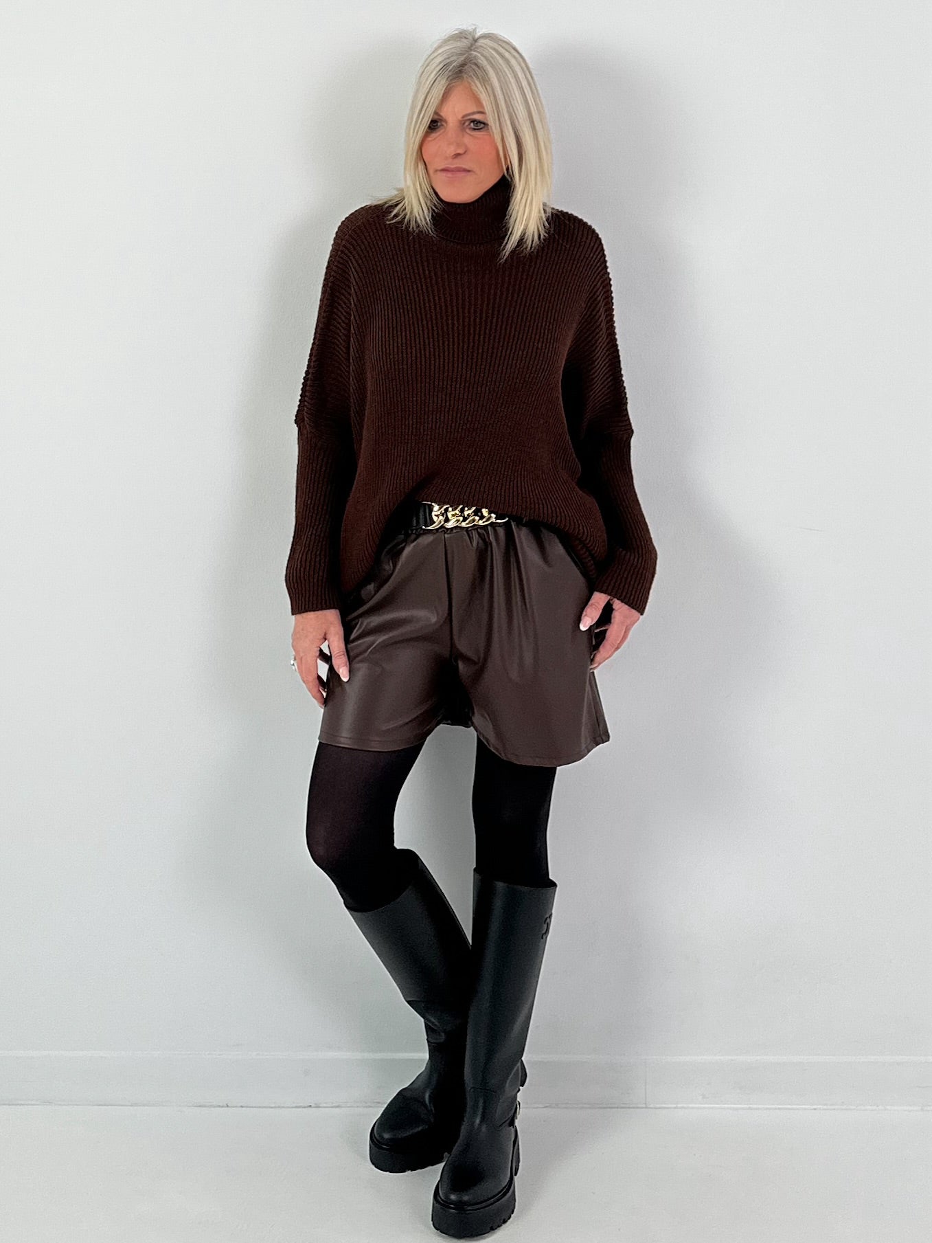 Oversized sweater model "OPHELIA" - mocha