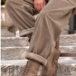 Cordhose mit großen Taschen und Gürtel - taupe ( lieferbar ab ca. 03.11.26)