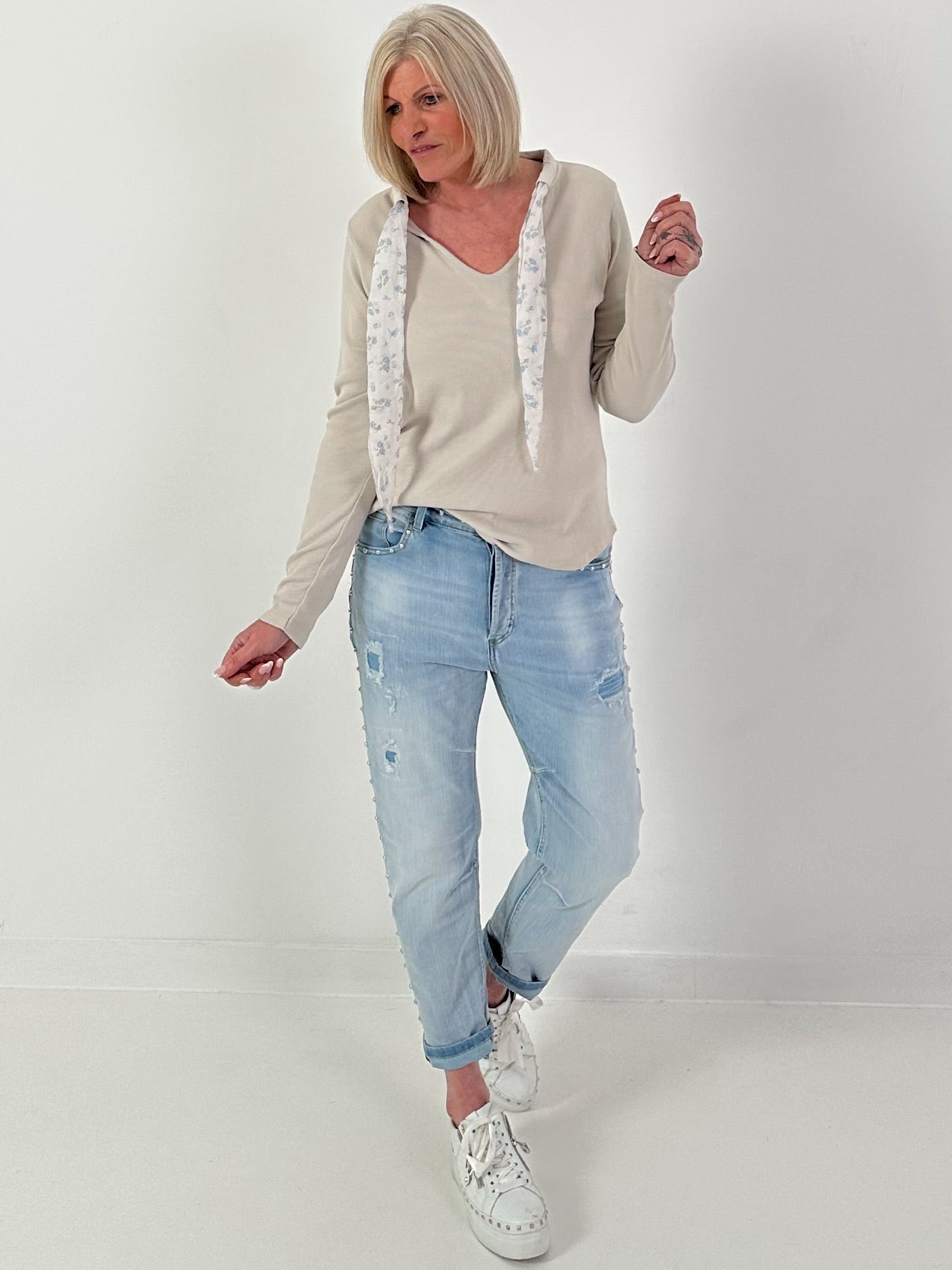 Ripp-Shirt mit floralen Bändern - beige