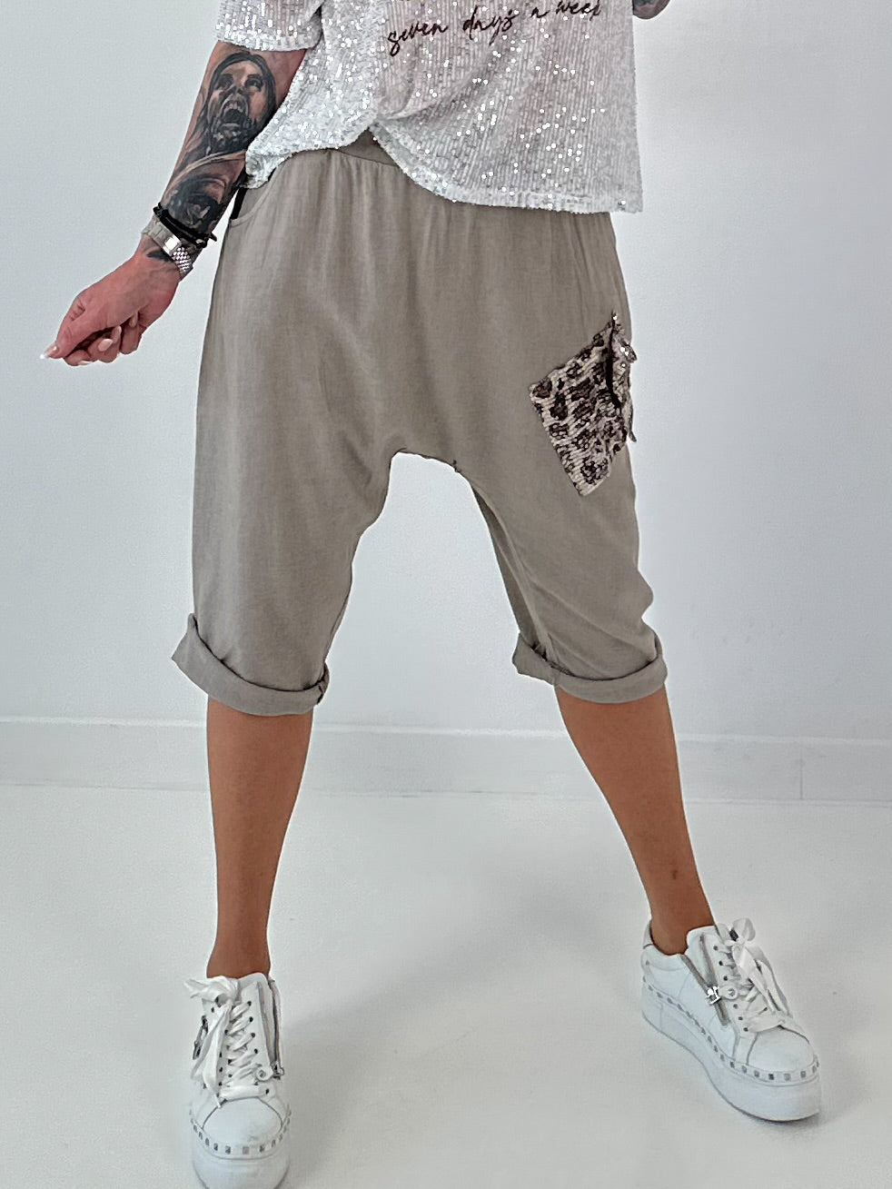 Short linen baggy dress with overlay and sequin details - khaki