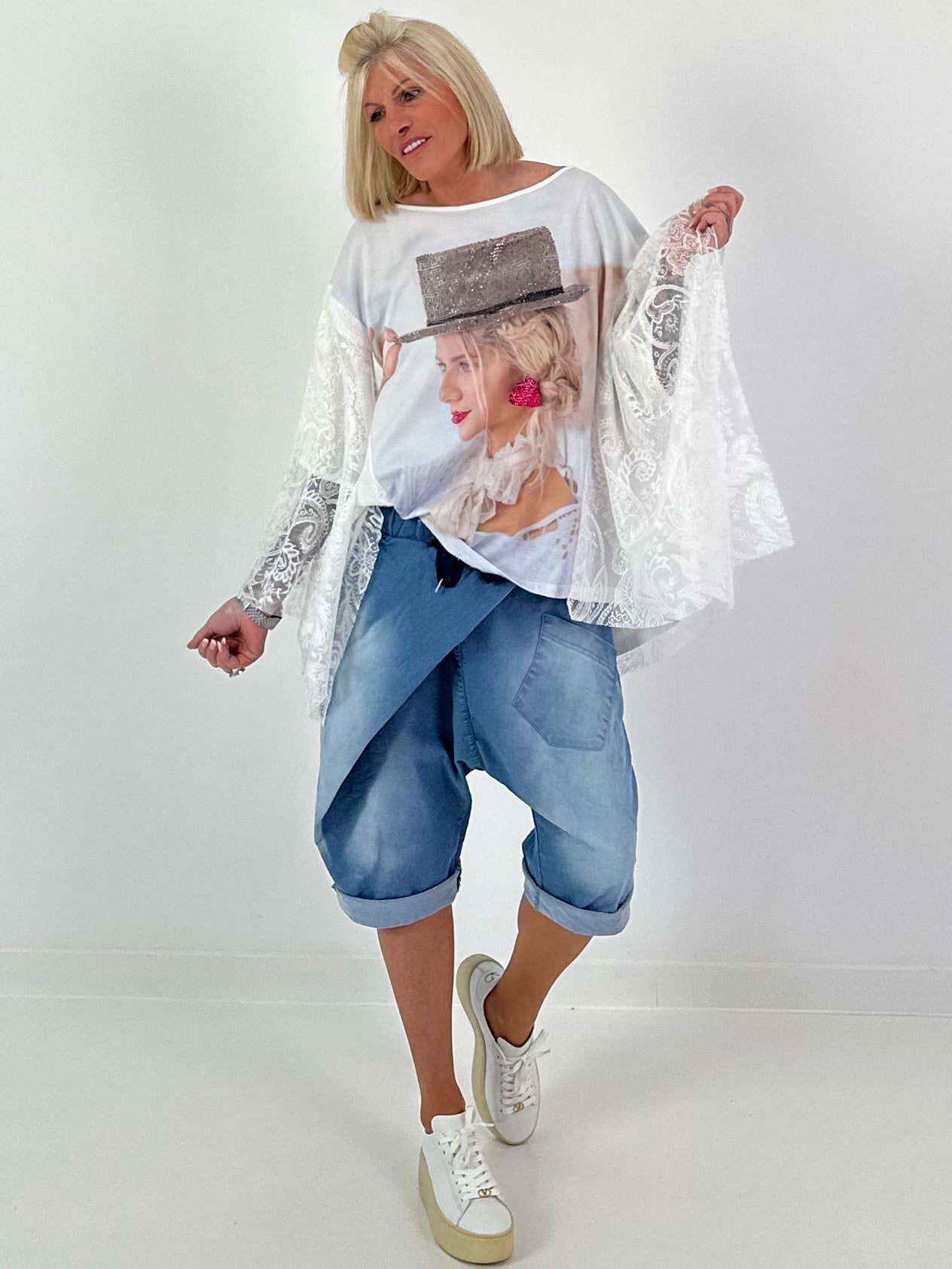 Shirt mit Print und Spitzen Layering - weiss-mehrfarbig