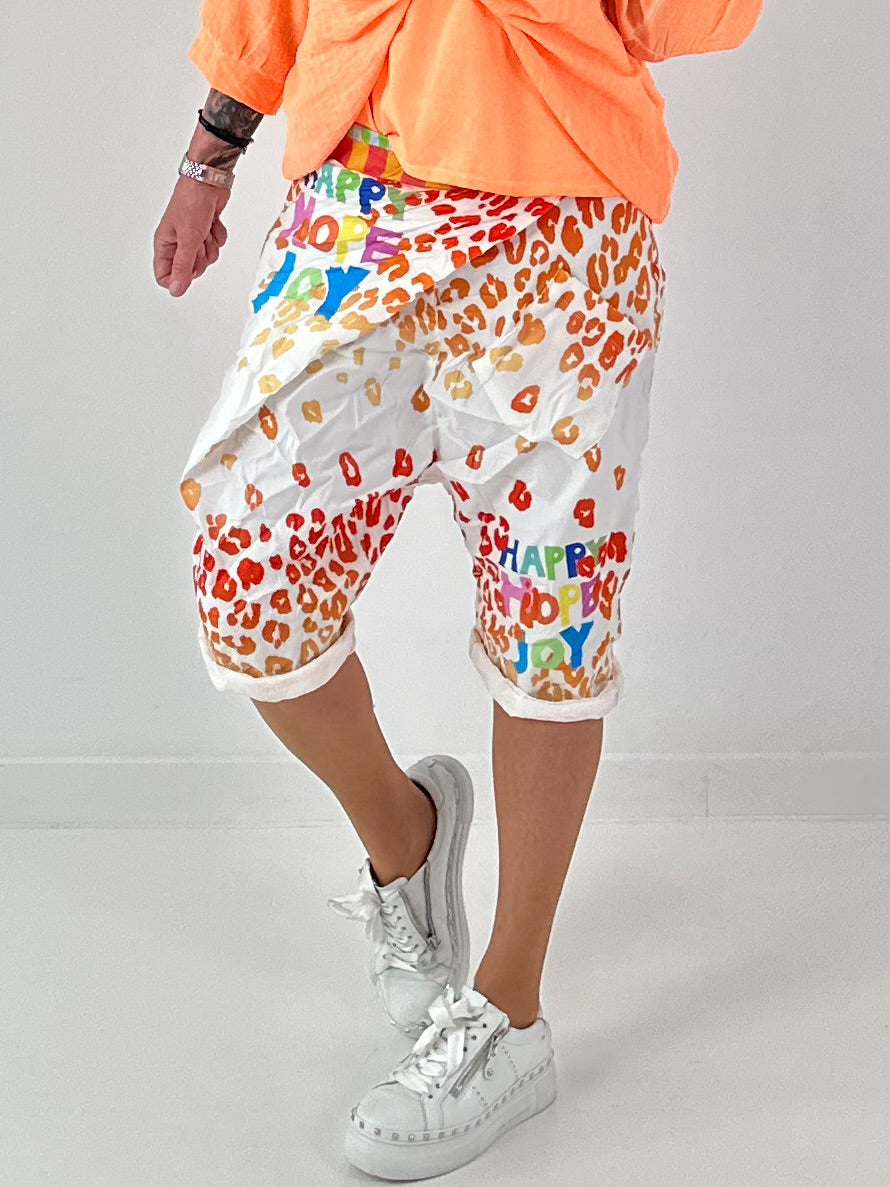 Short baggy shorts with overlap - beige