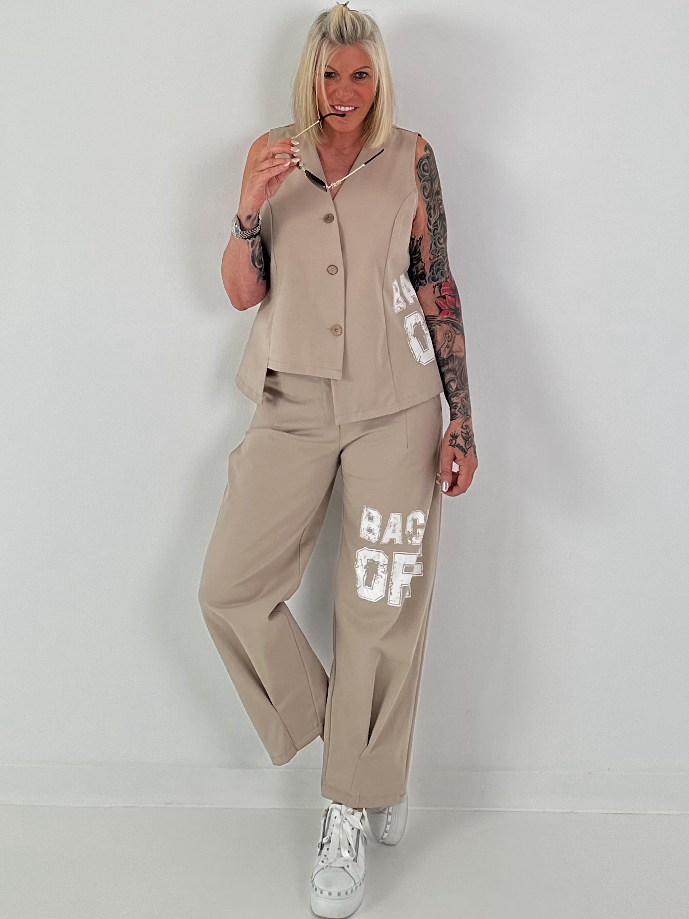 Weste BACK OFF - beige