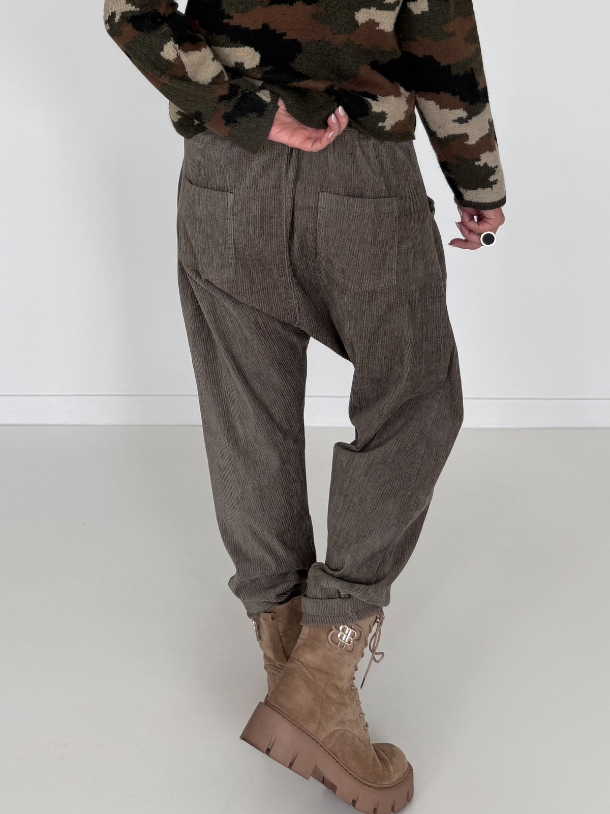 Cord-Baggy - taupe