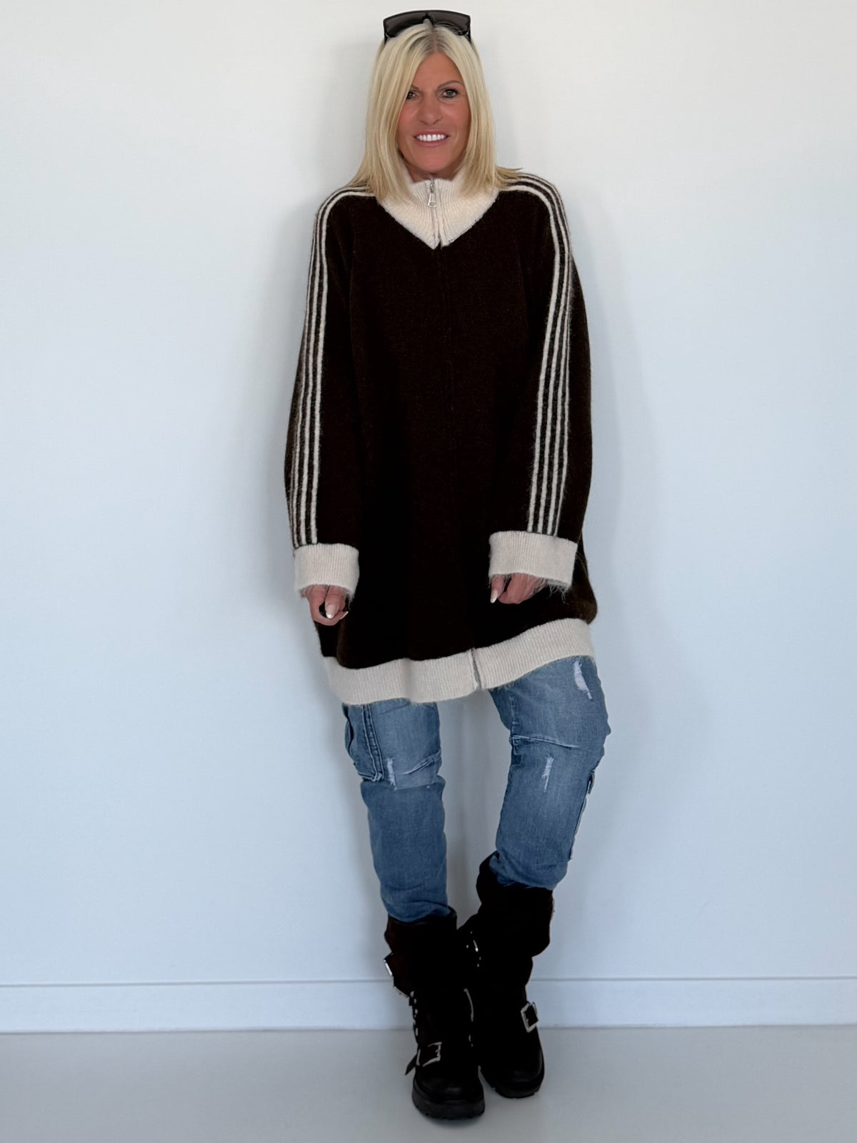 Oversized Long-Strickjacke mit Streifen - mokka-beige