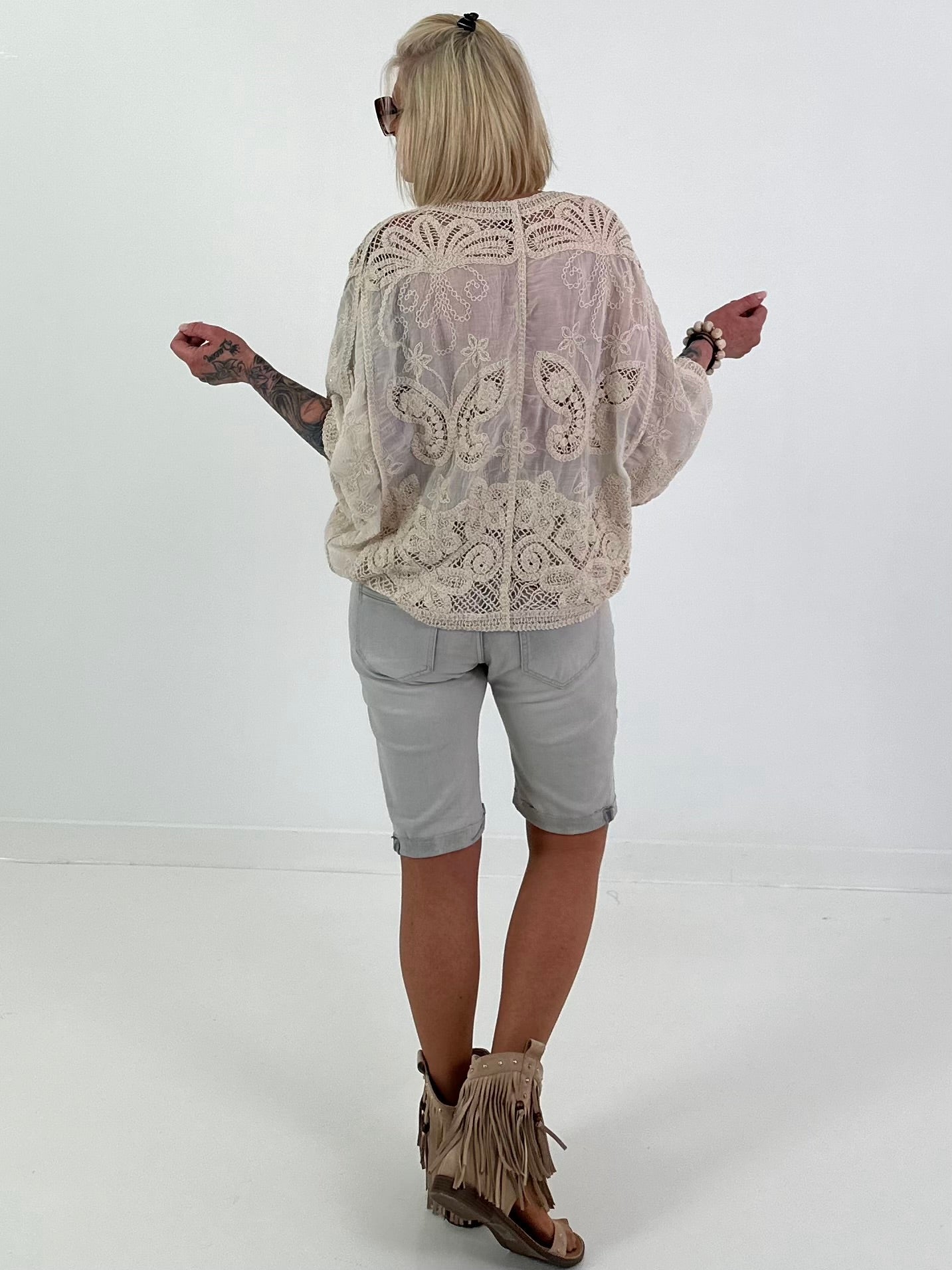 Boho blouse with elaborate crochet inserts - beige