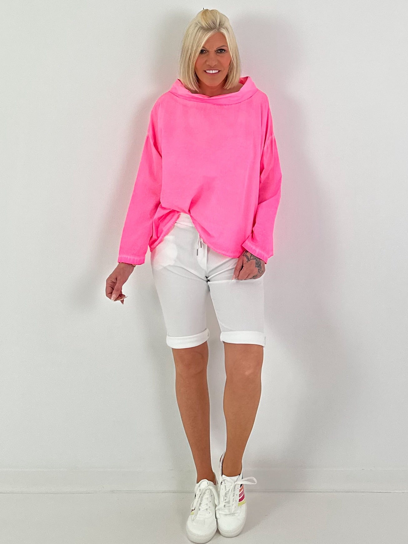 Blouse-style shirt with round neck - neon pink