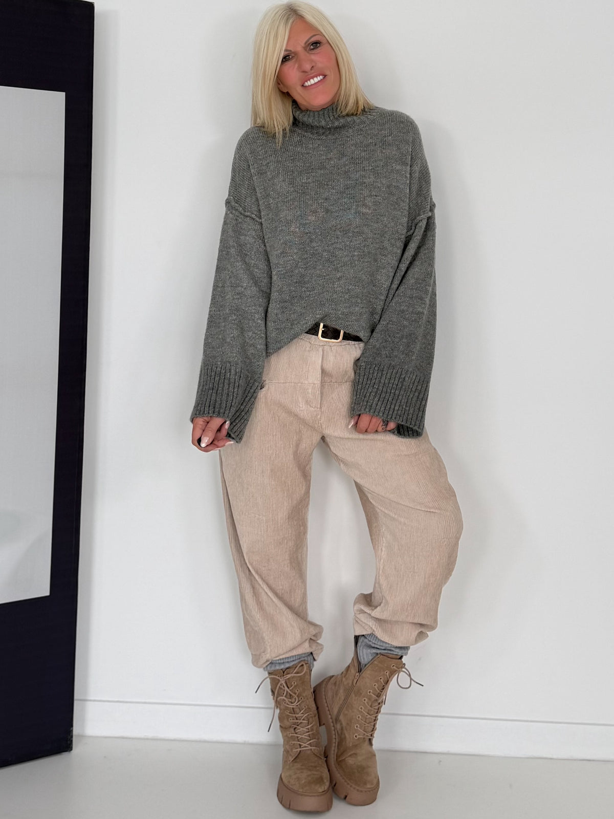 Cozy Turtleneck Sweater - anthracite