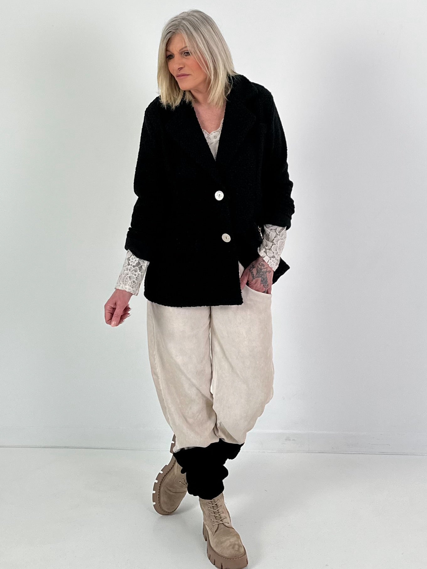 Bouclé Jacke - schwarz