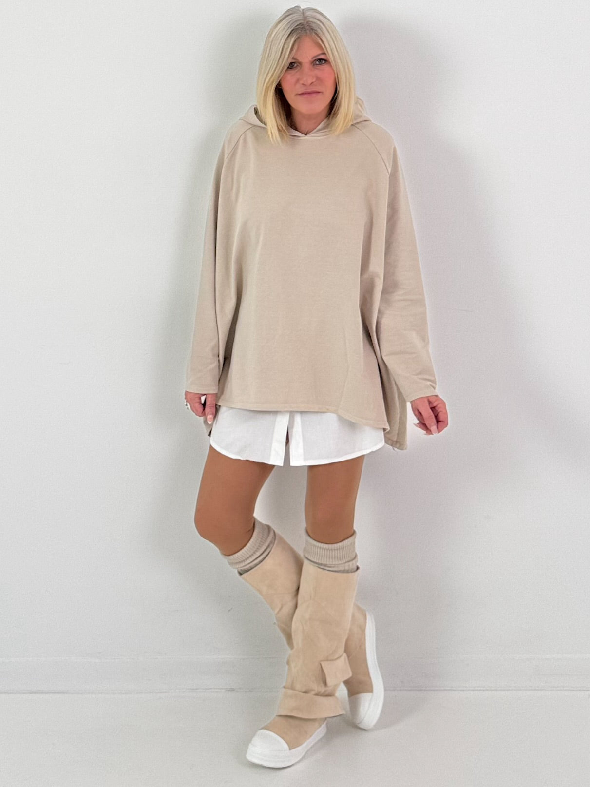 Hoodie model "Neon Icon Clash" - beige