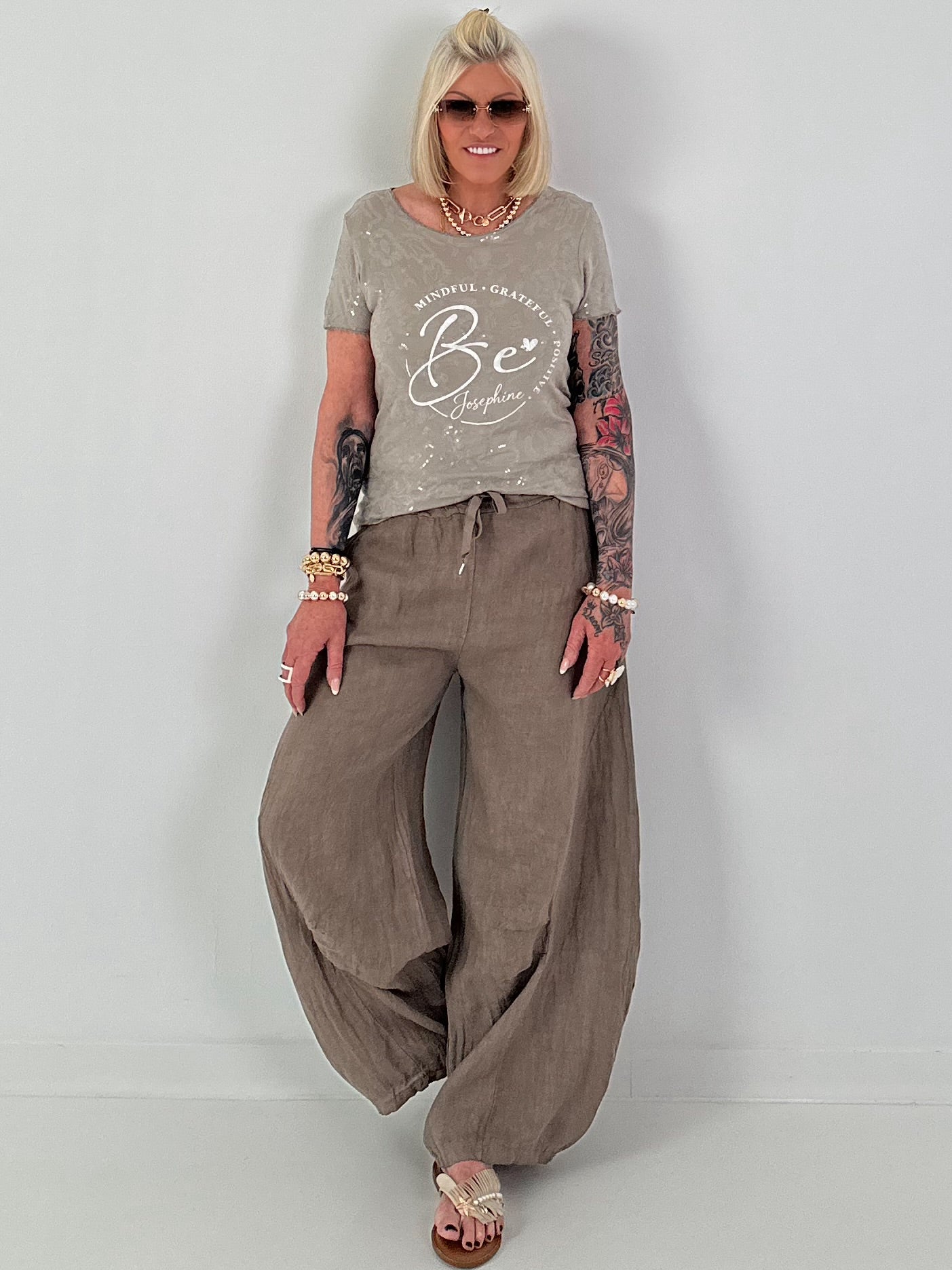 T-Shirt mit transparenten Pailletten - taupe