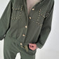Jacke mit goldenen Nieten-Details - oliv