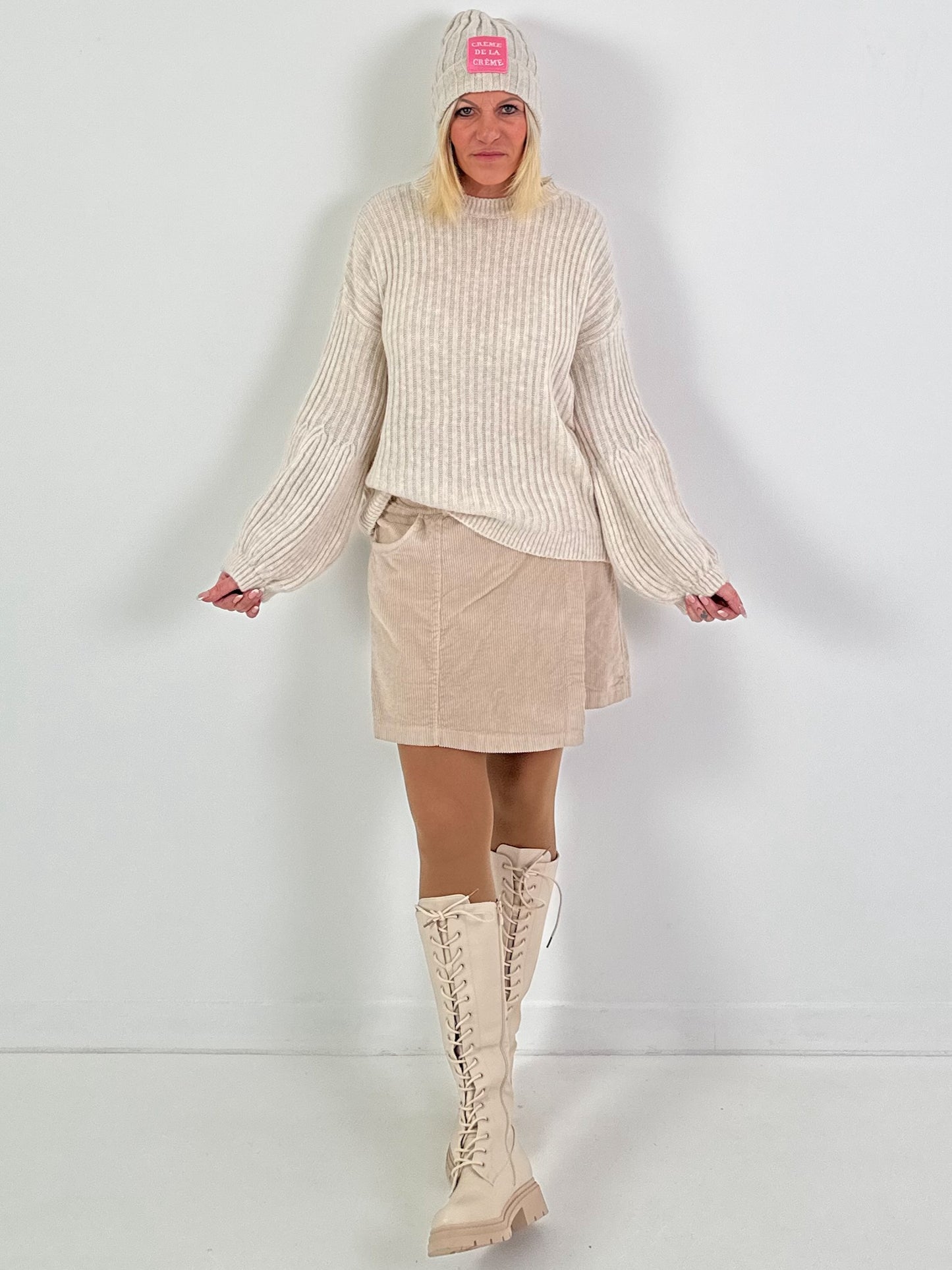 Skirt shorts model "Skorty" - beige