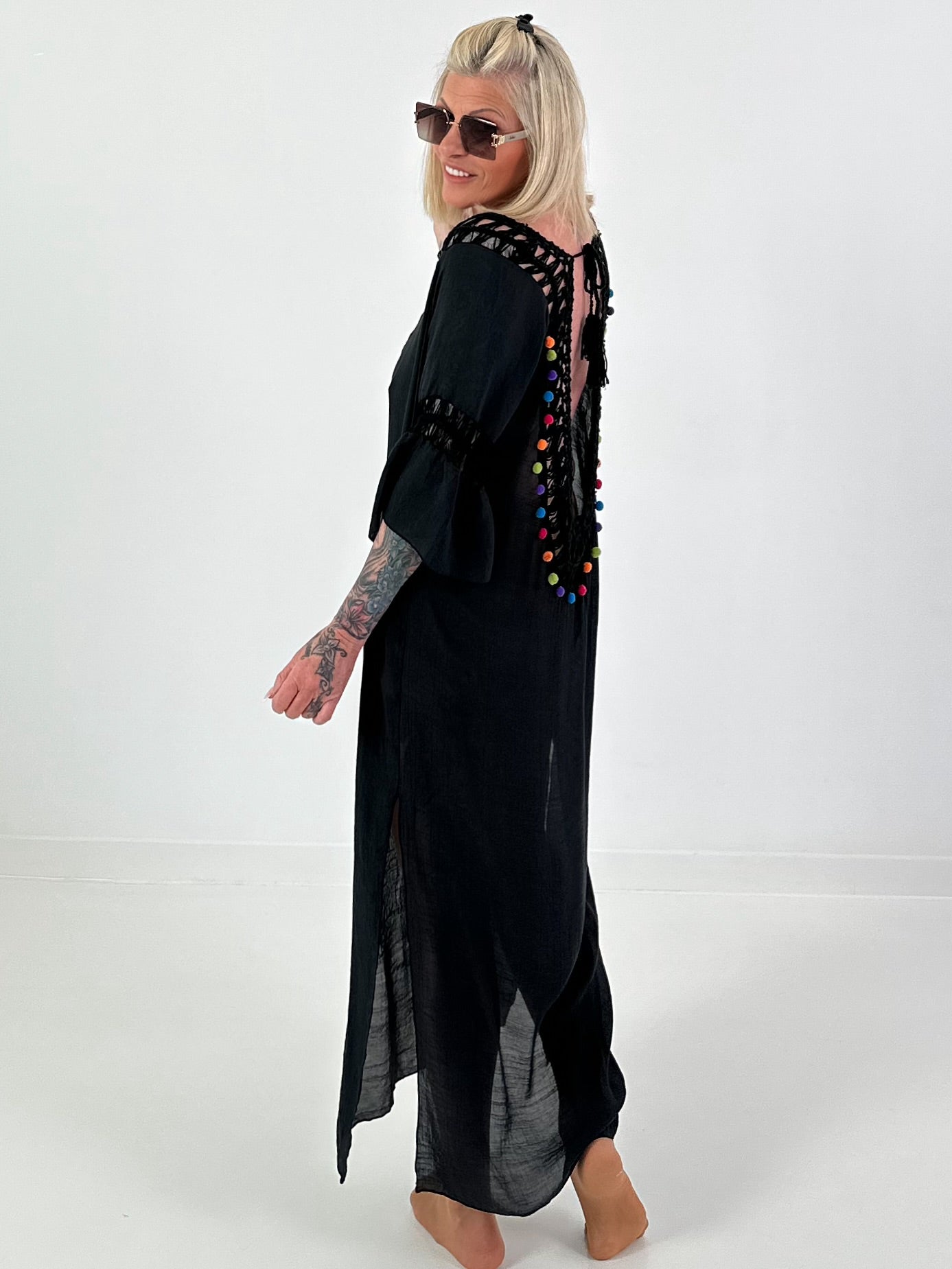 Ibiza Kleid mit Häkeleinsätzen - schwarz