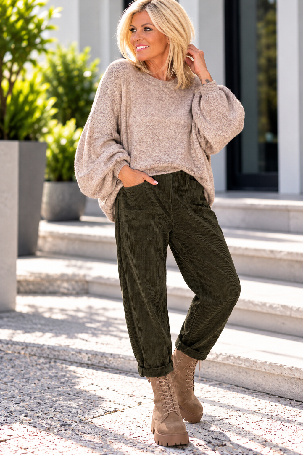 Kuschelig kastiger Pullover - taupe