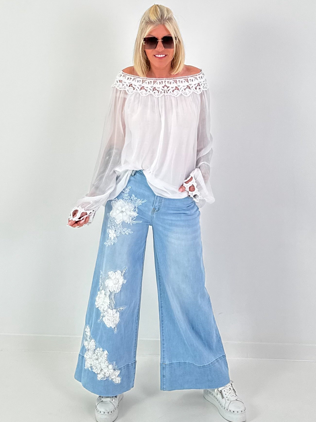 Silk tunic with crocheted neckline - white