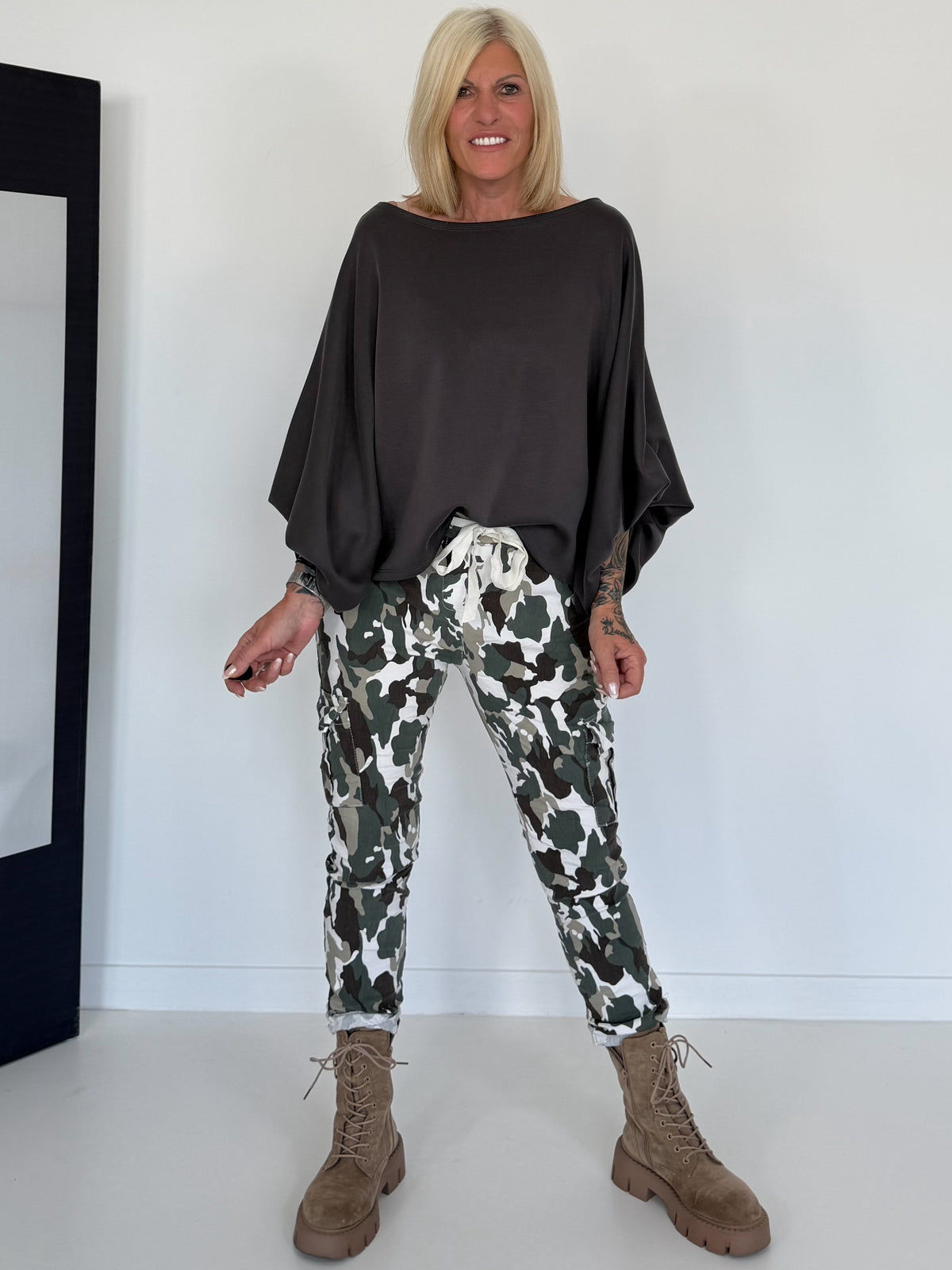 Sweater mit raffinierten Turn-Up-Ärmeln - anthrazit