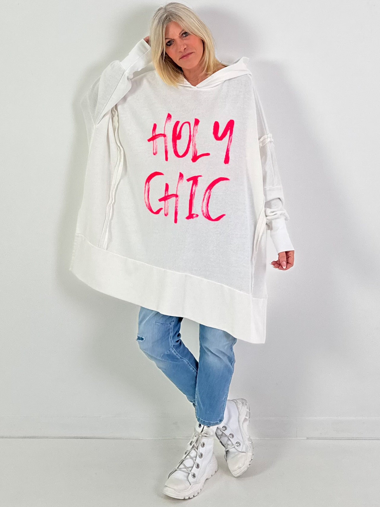 Oversized Hoodie Modell "Holy Chic" - weiss-neonpink