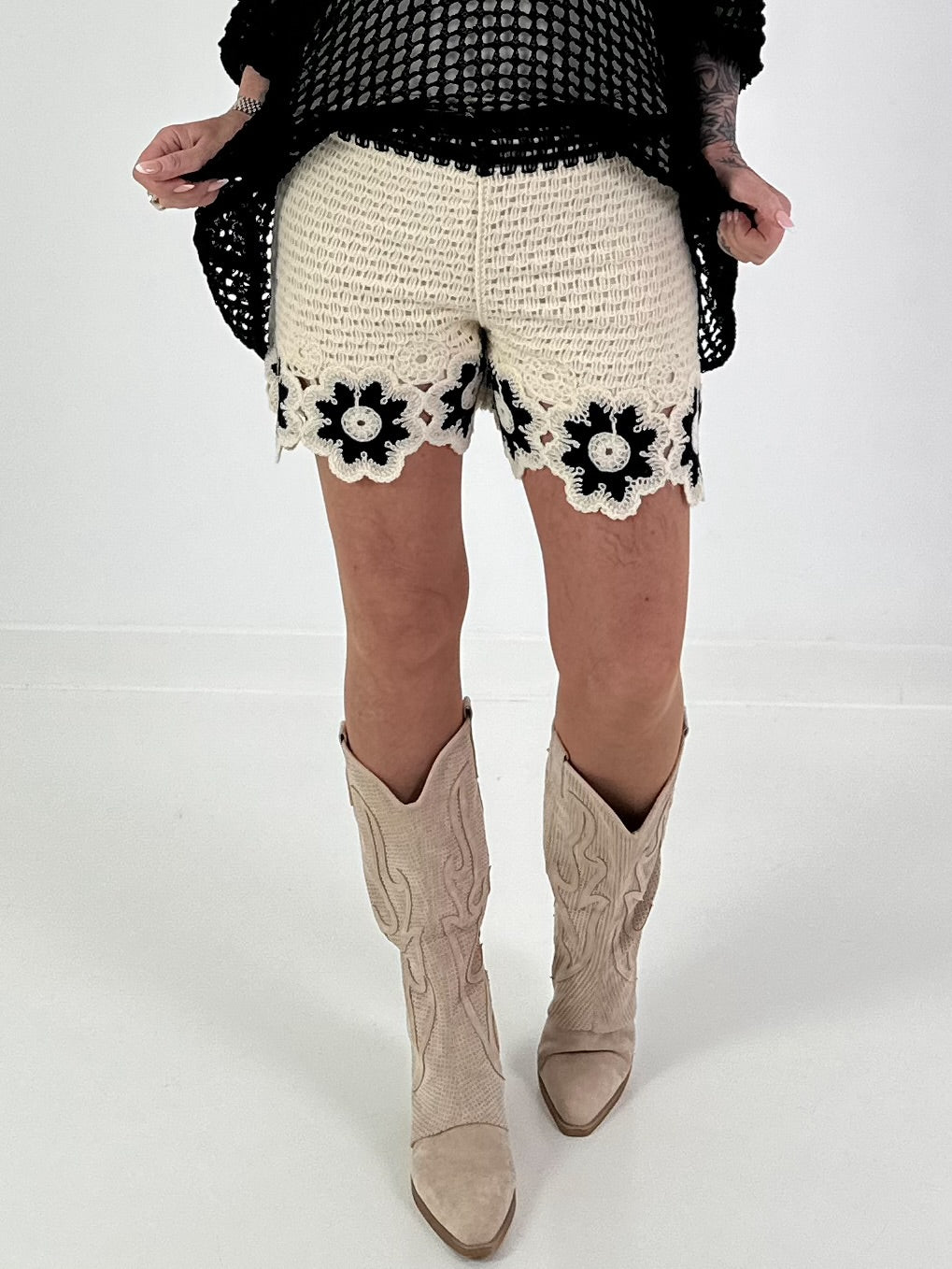Crochet Shorts - cream-black