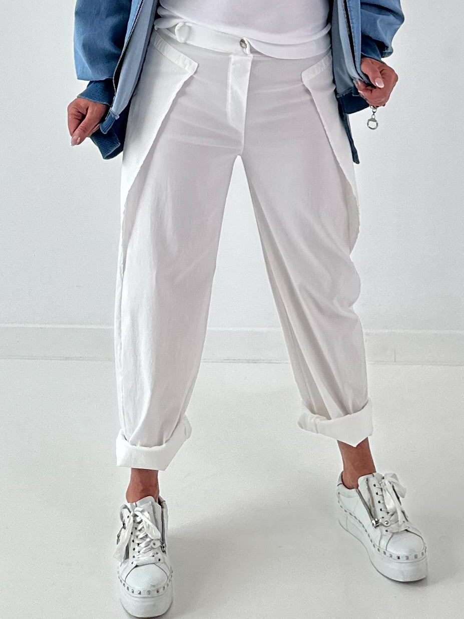 Hose mit besonderem Design - weiss