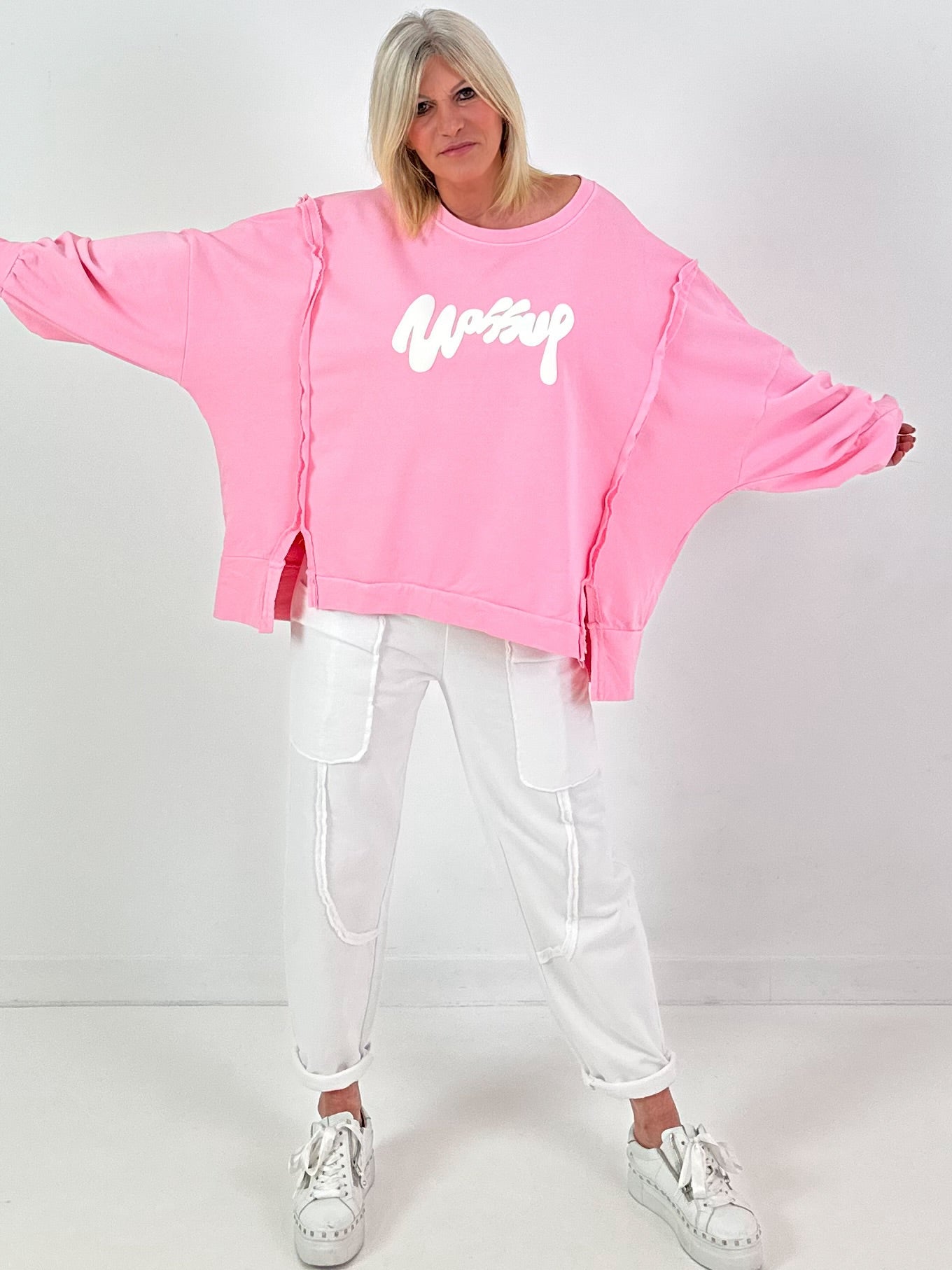 Oversized Sweatshirt Modell "Wassup" - rosa
