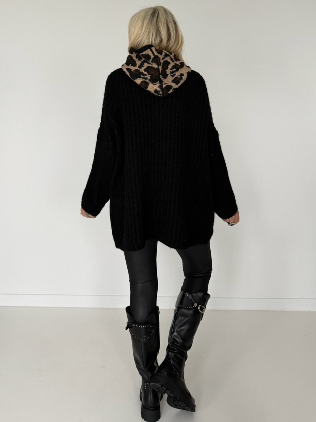 Rippstrickpullover - schwarz
