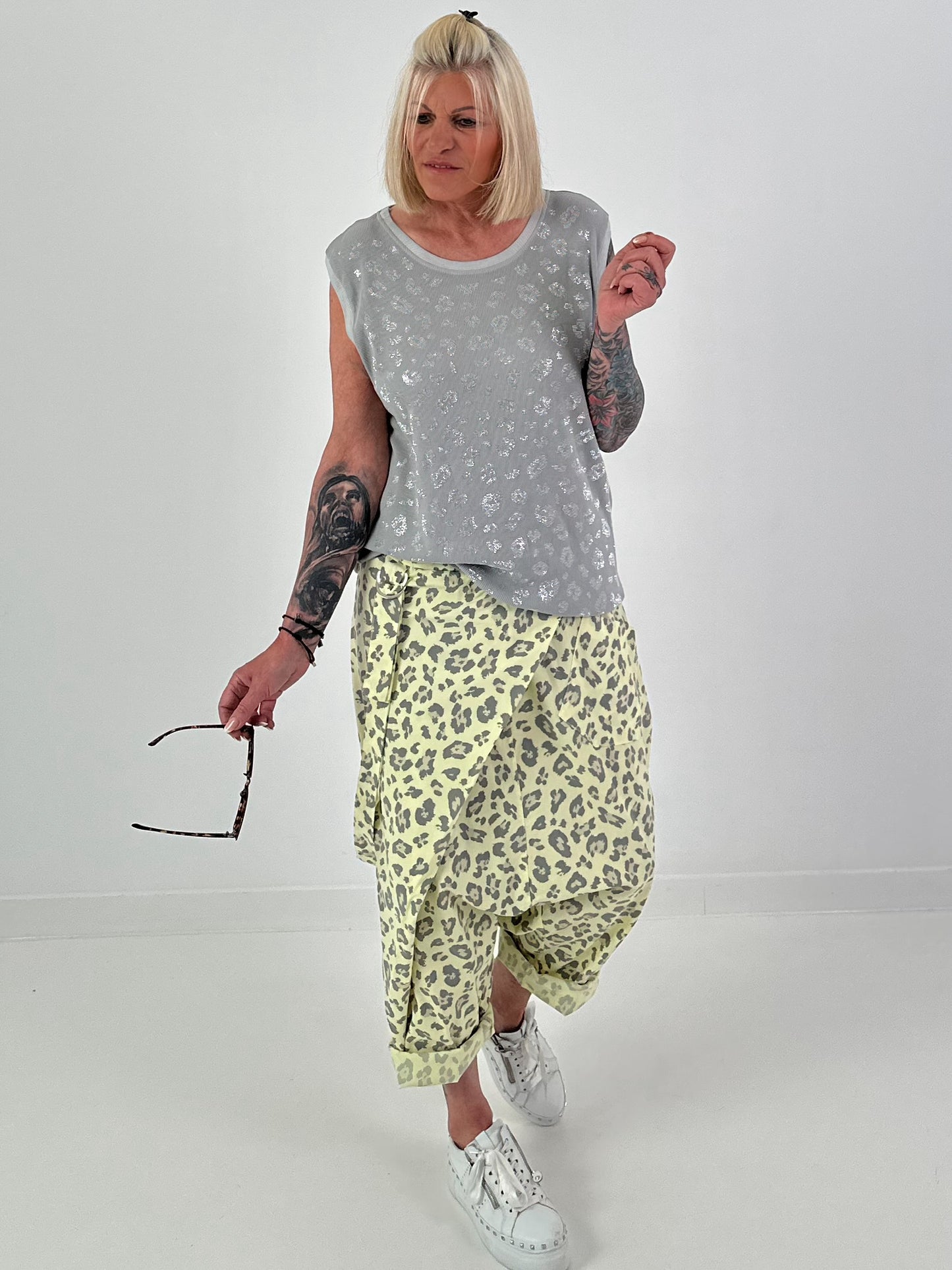 Ribbed Glitter Leopard Top - Gray