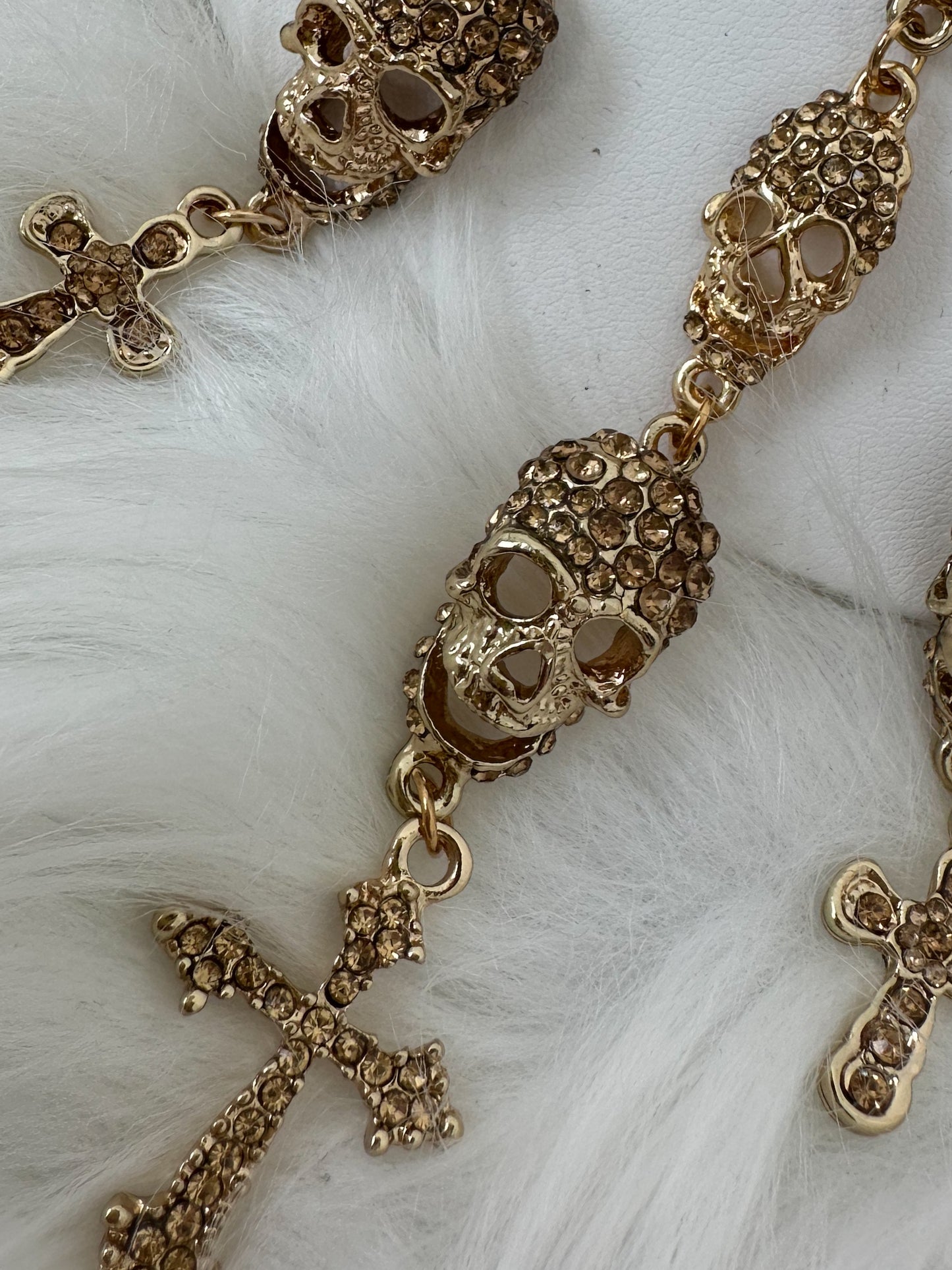 Necklace model "Sacred Vice"