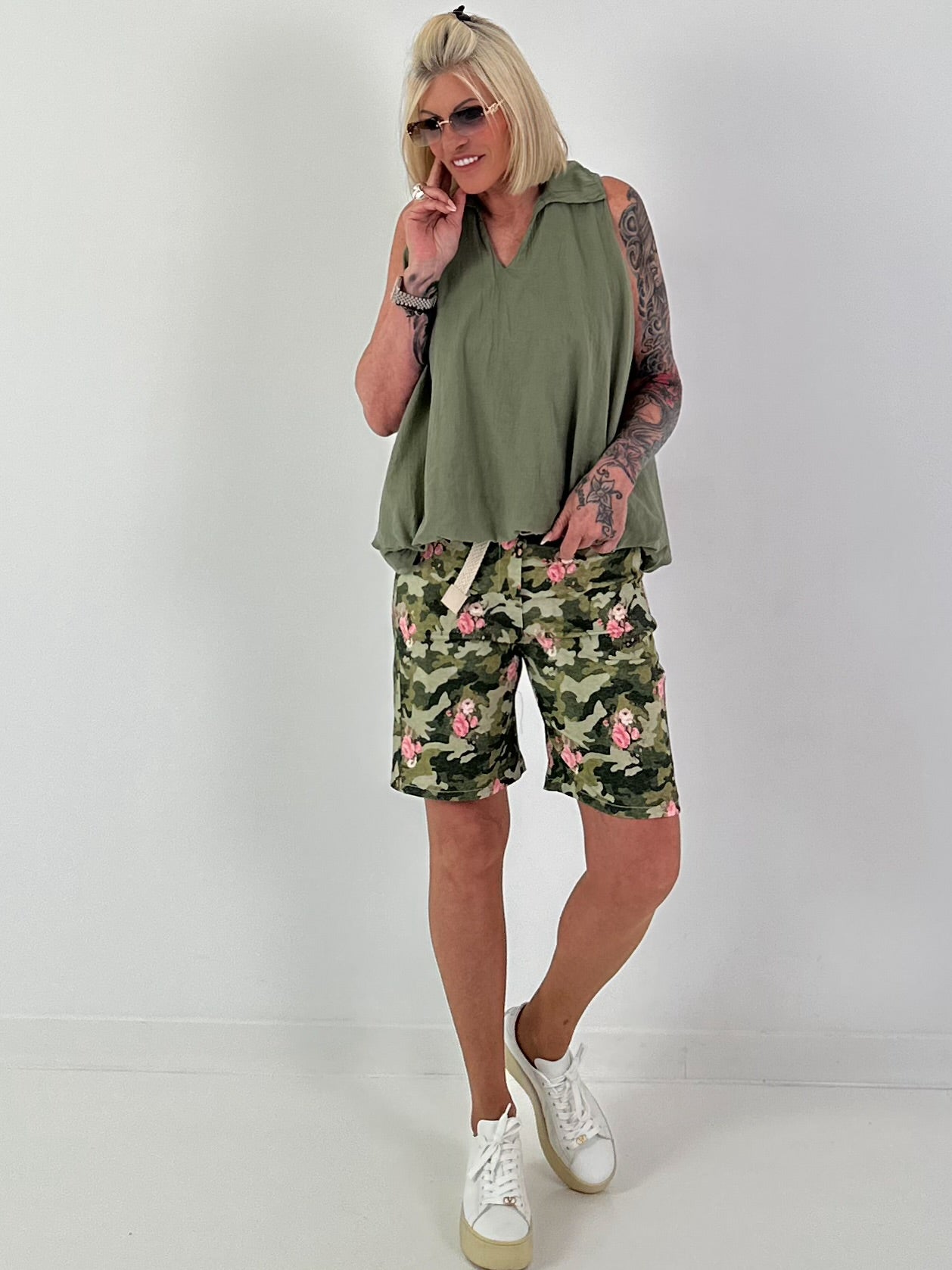 Ballon Blusen Top mit V-Neck - khaki