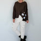 Sweater mit asymmetrischem Schnitt und Patches - mokka