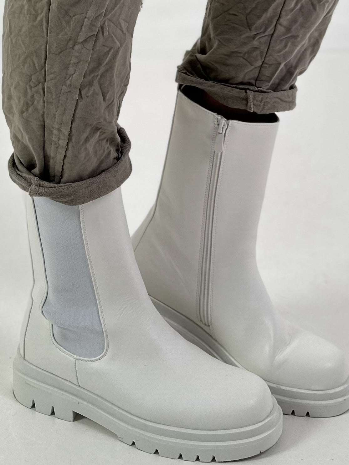 Bootie Modell "White Step" - weiss