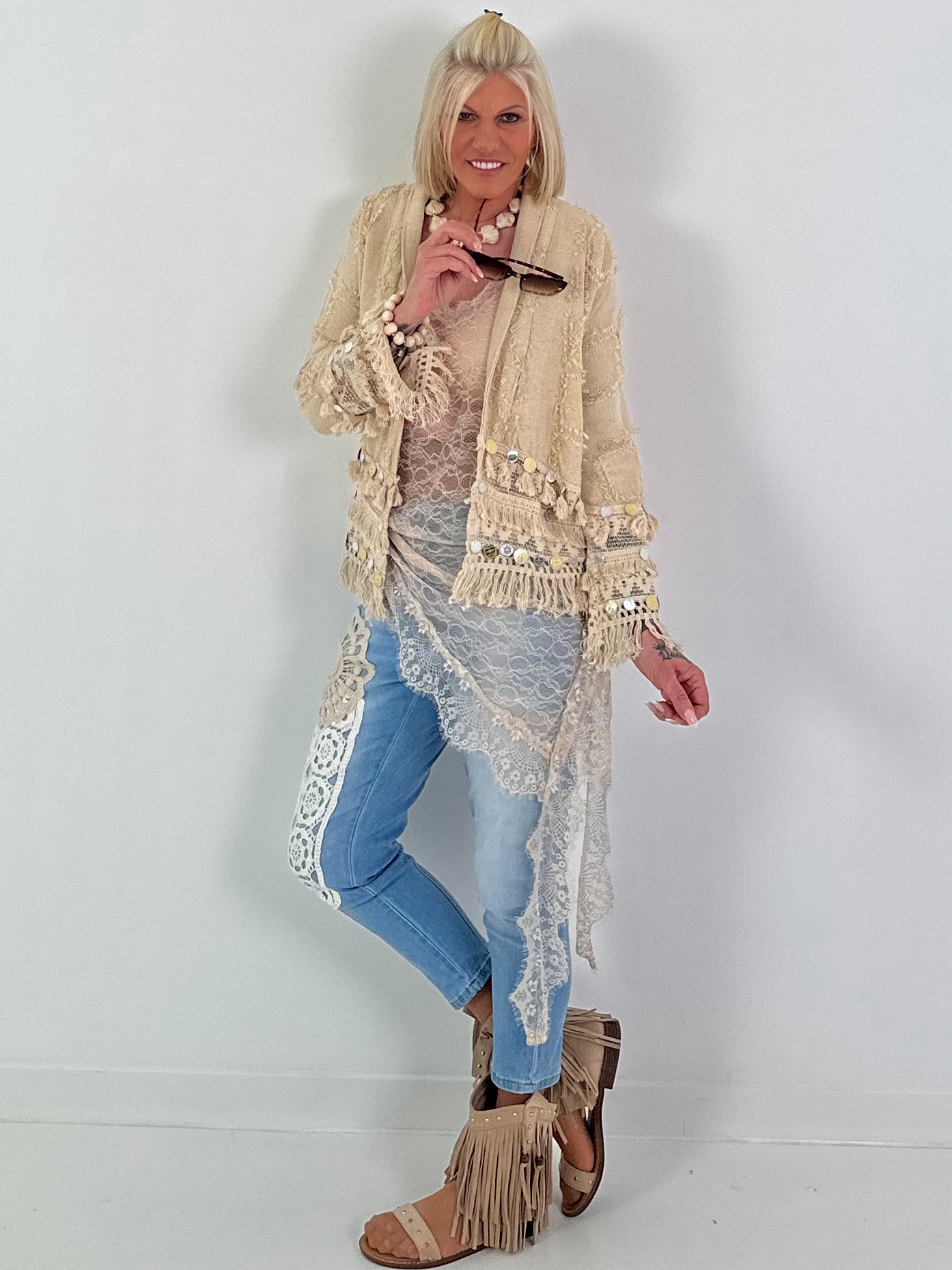 Boho Jacke mit aufwendigen Details- beige-gold
