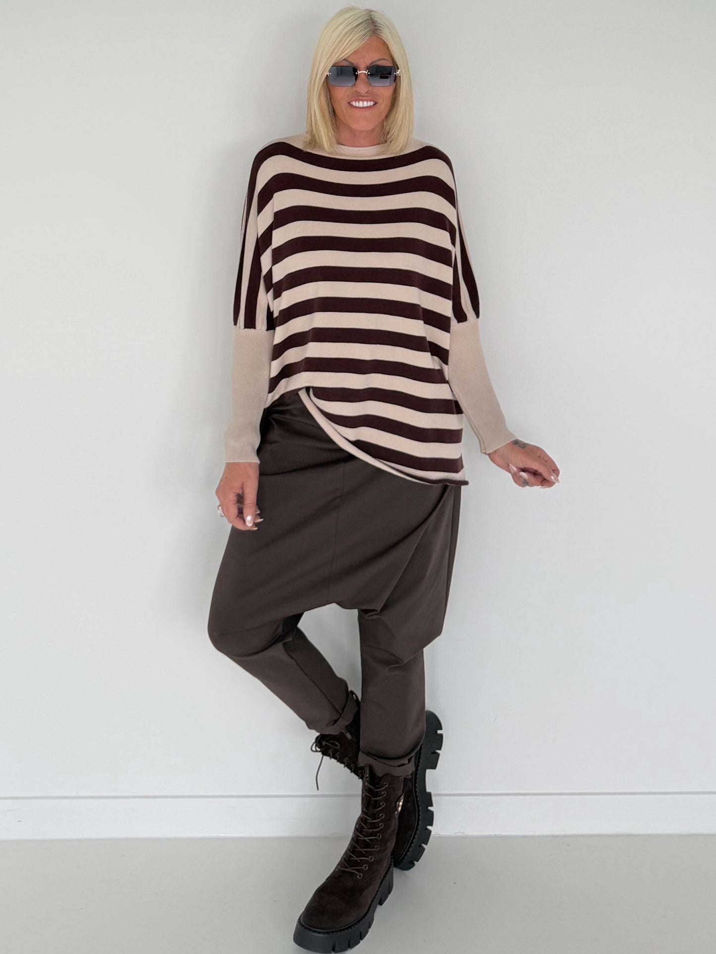 Strickpullover mit Streifen und Stulpenärmeln - beige-mokka
