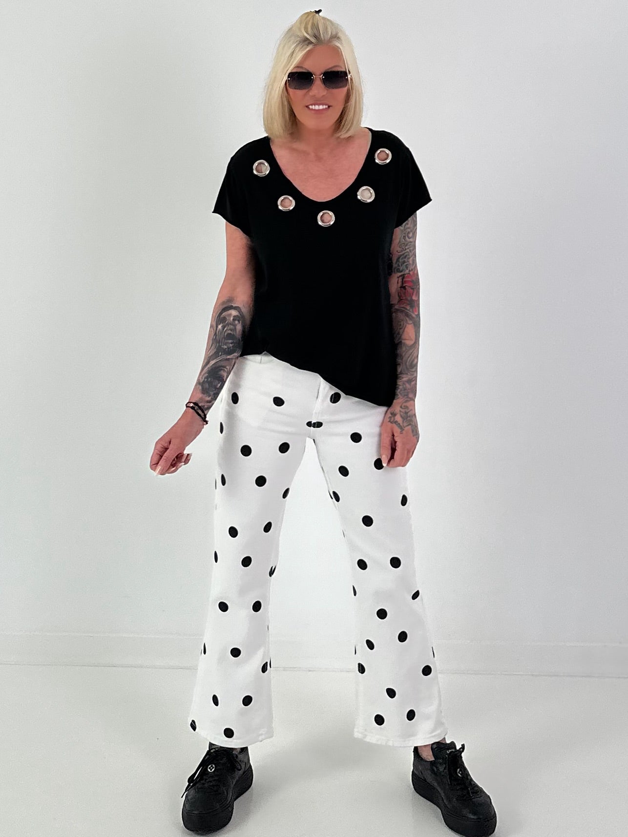 Jeans with all-over polka dots - white-black