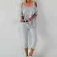 Shirt mit Cold Shoulder und Leo Strass - hellgrau