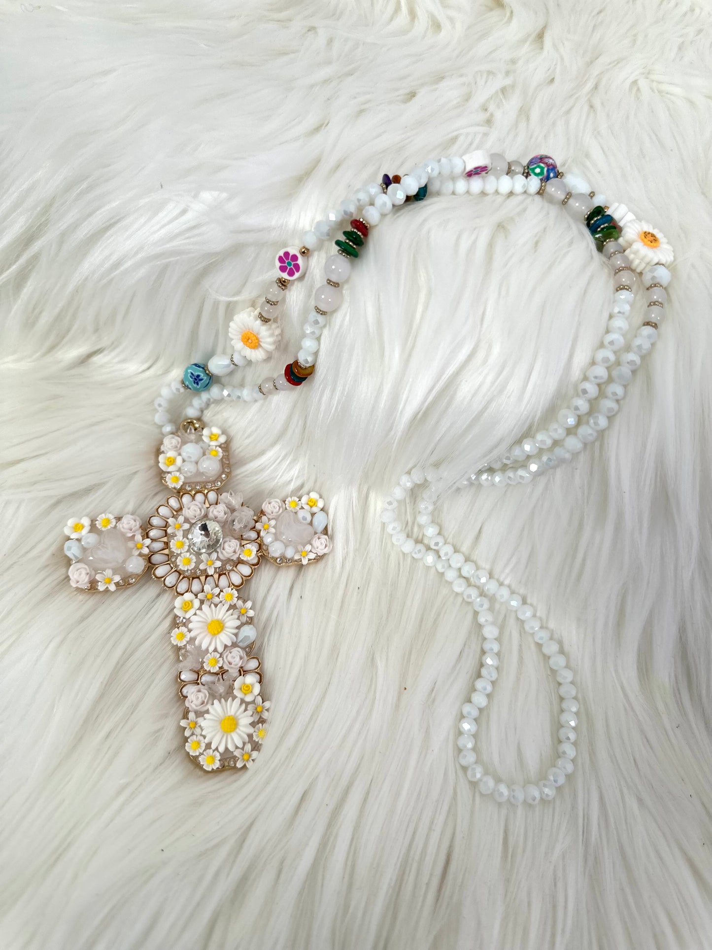 Chain with cross pendant - white-multicolored