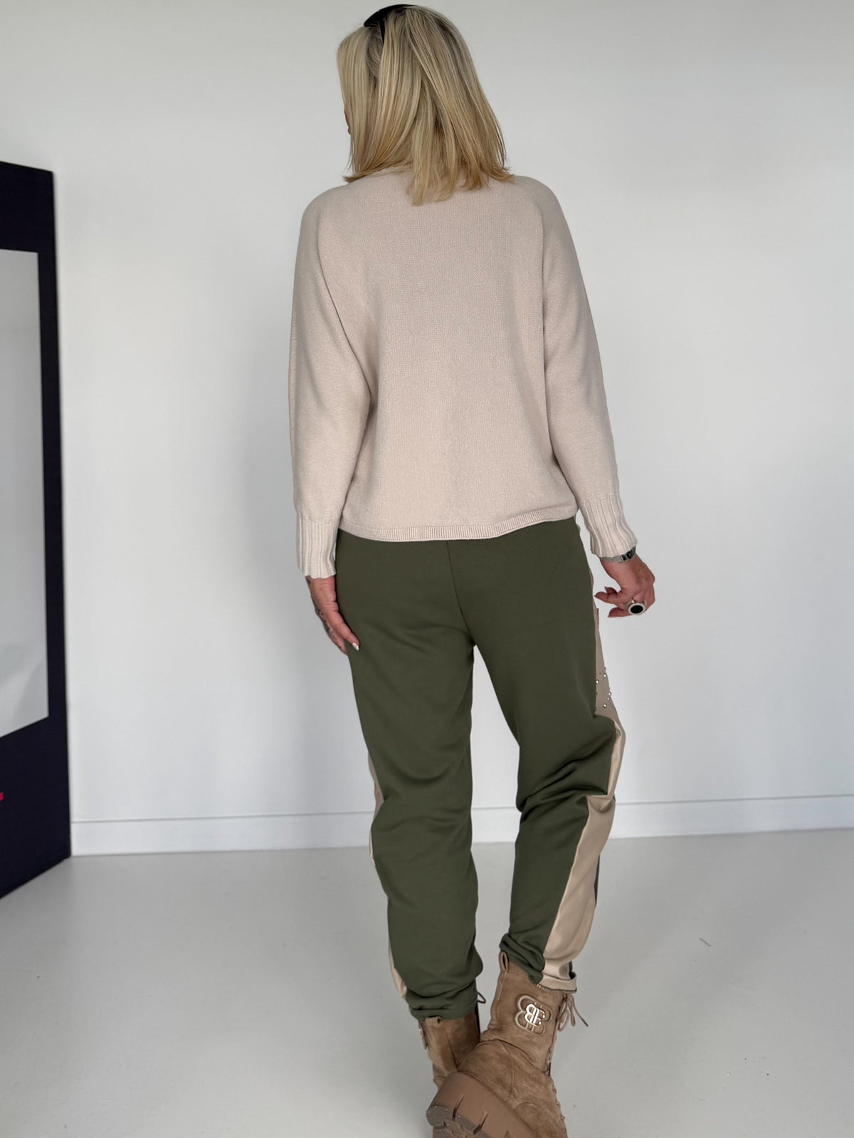Sweathose im Materialmix - oliv-beige