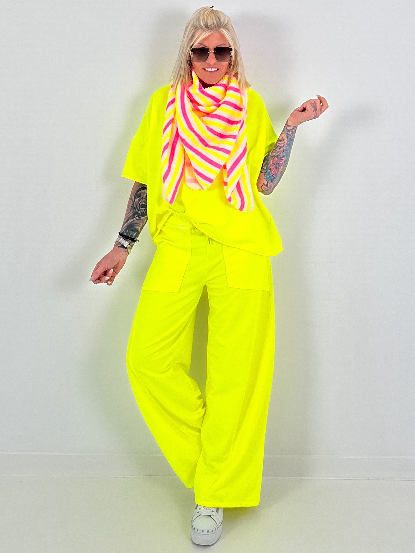 XL Muslin Cloth with Stripes - white-neon yellow-neon pink
