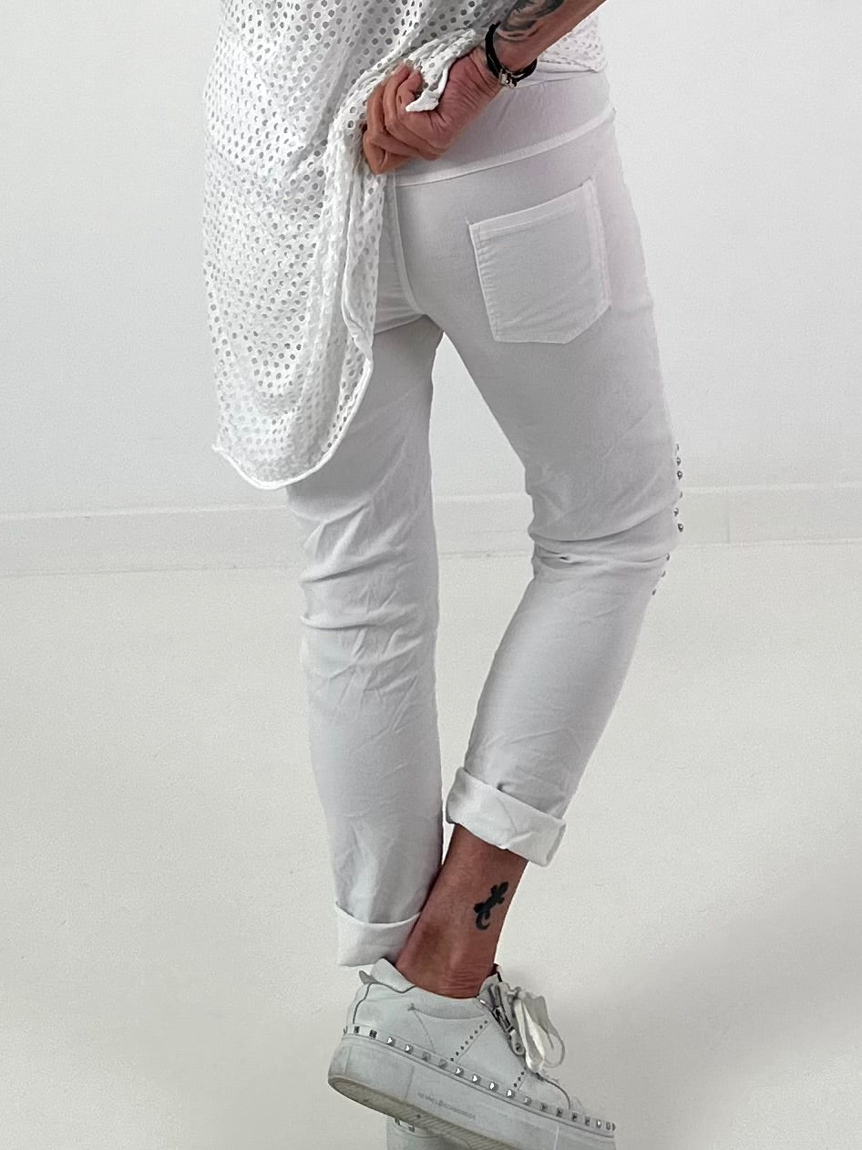 Hose mit Nieten und Paillettendetails - weiss