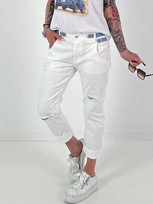 Jeans mit Bunddetails - weiss