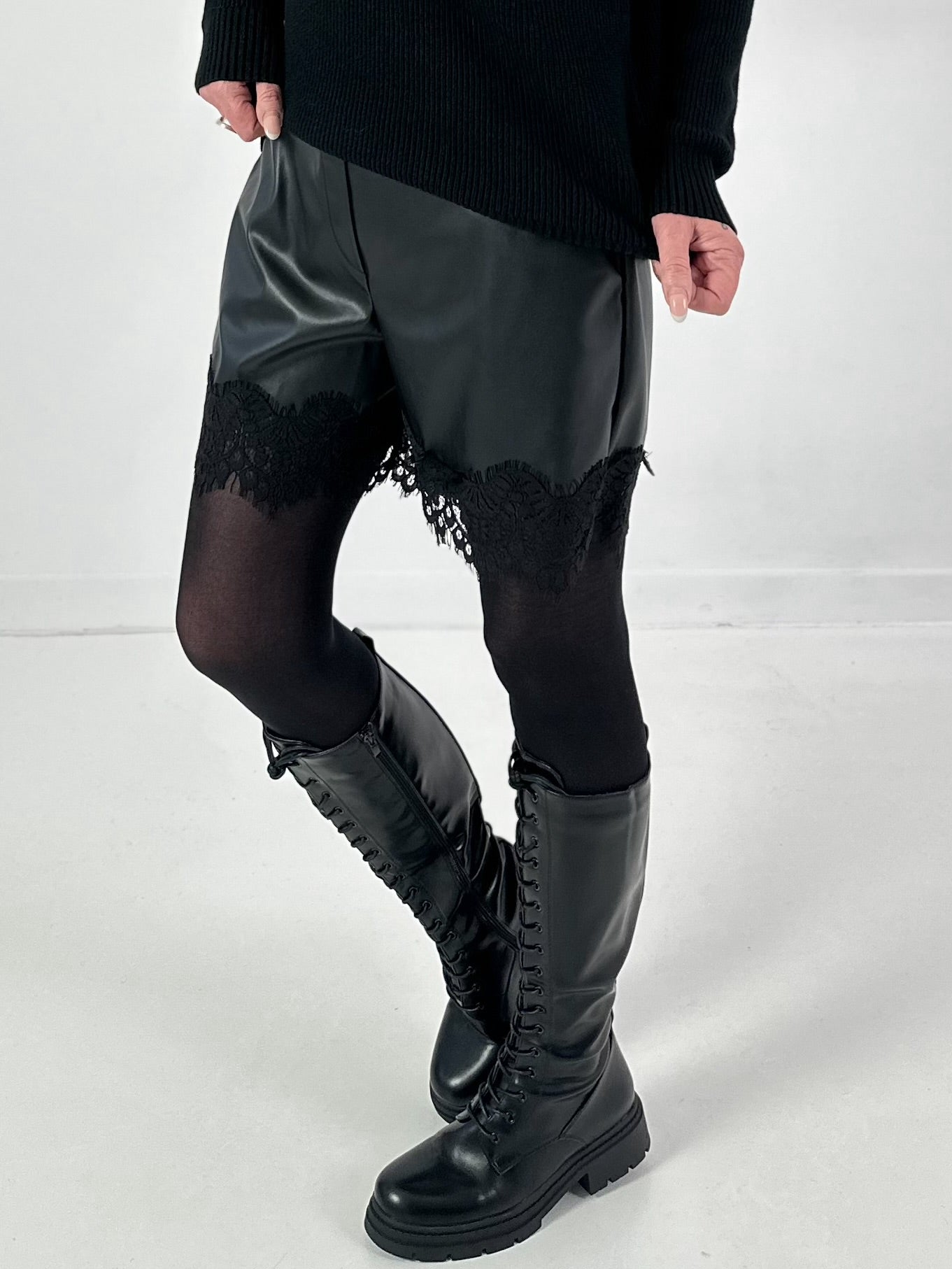 Leather-look shorts, model "Velvet Vice" - black