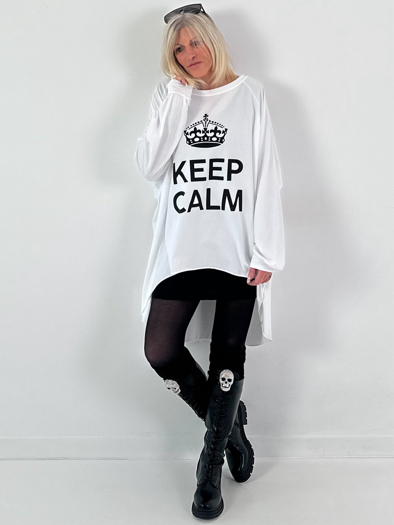 Oversized shirt model "KEEP CALM" - white