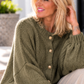 Kuschelige Oversized Strickjacke mit Außennähten - oliv