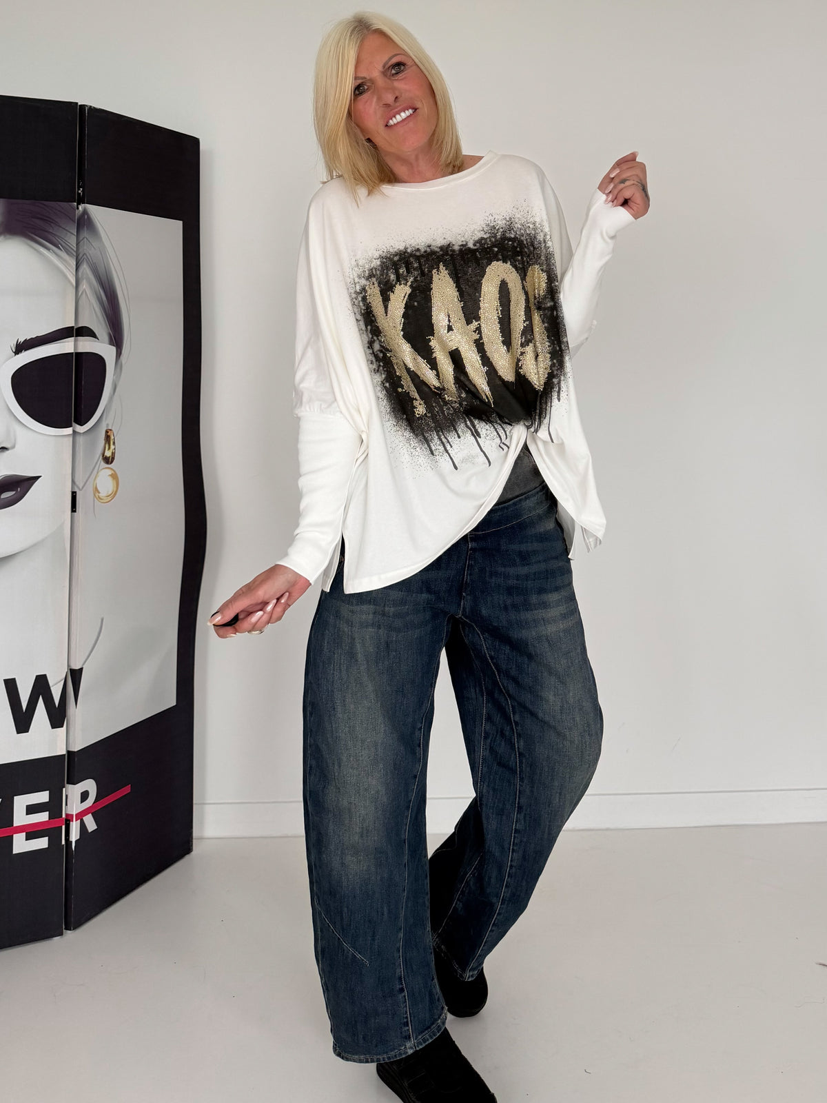 Sweater mit Stulpenärmeln und Strassmotiv KAOS - ecru