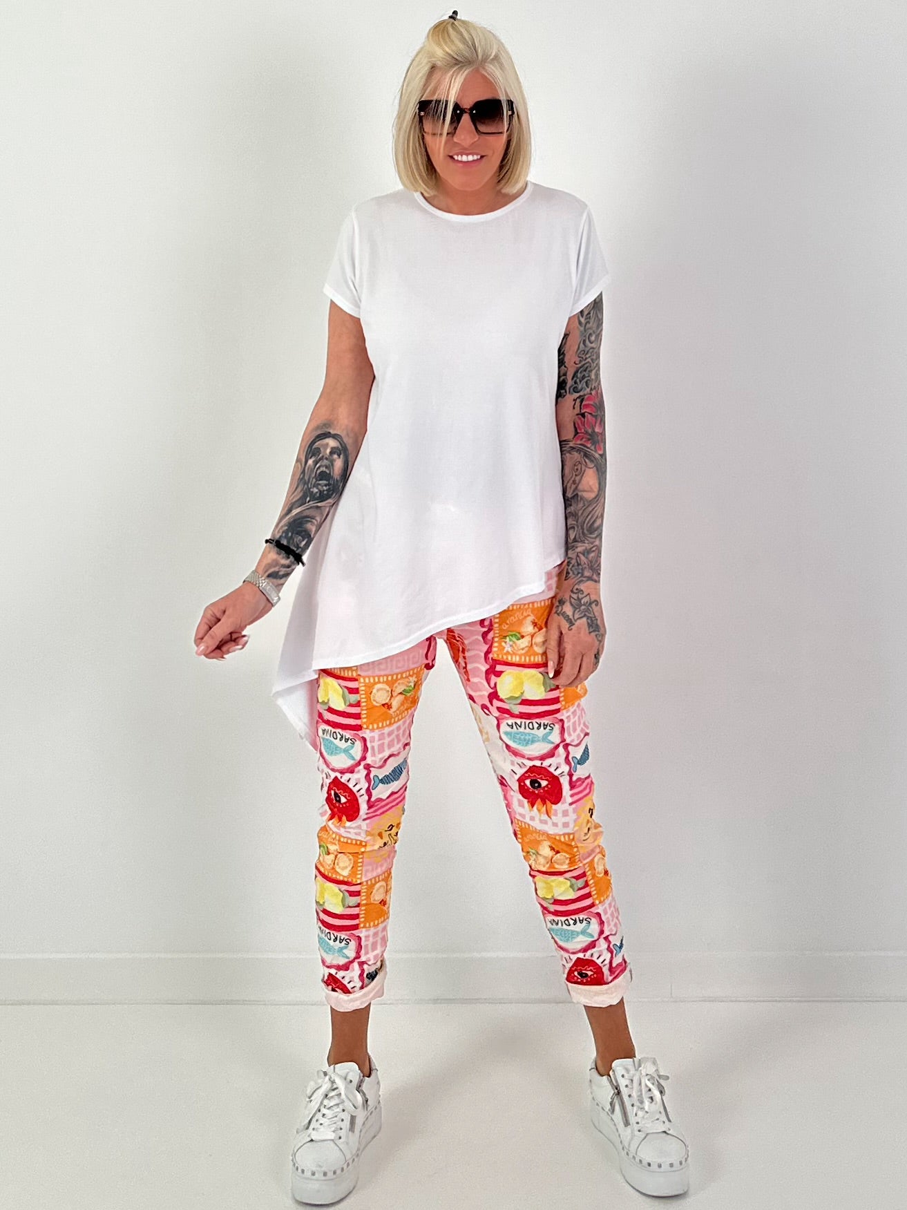 Hose mit All-Over Print-Mix - rosa-mehrfarbig