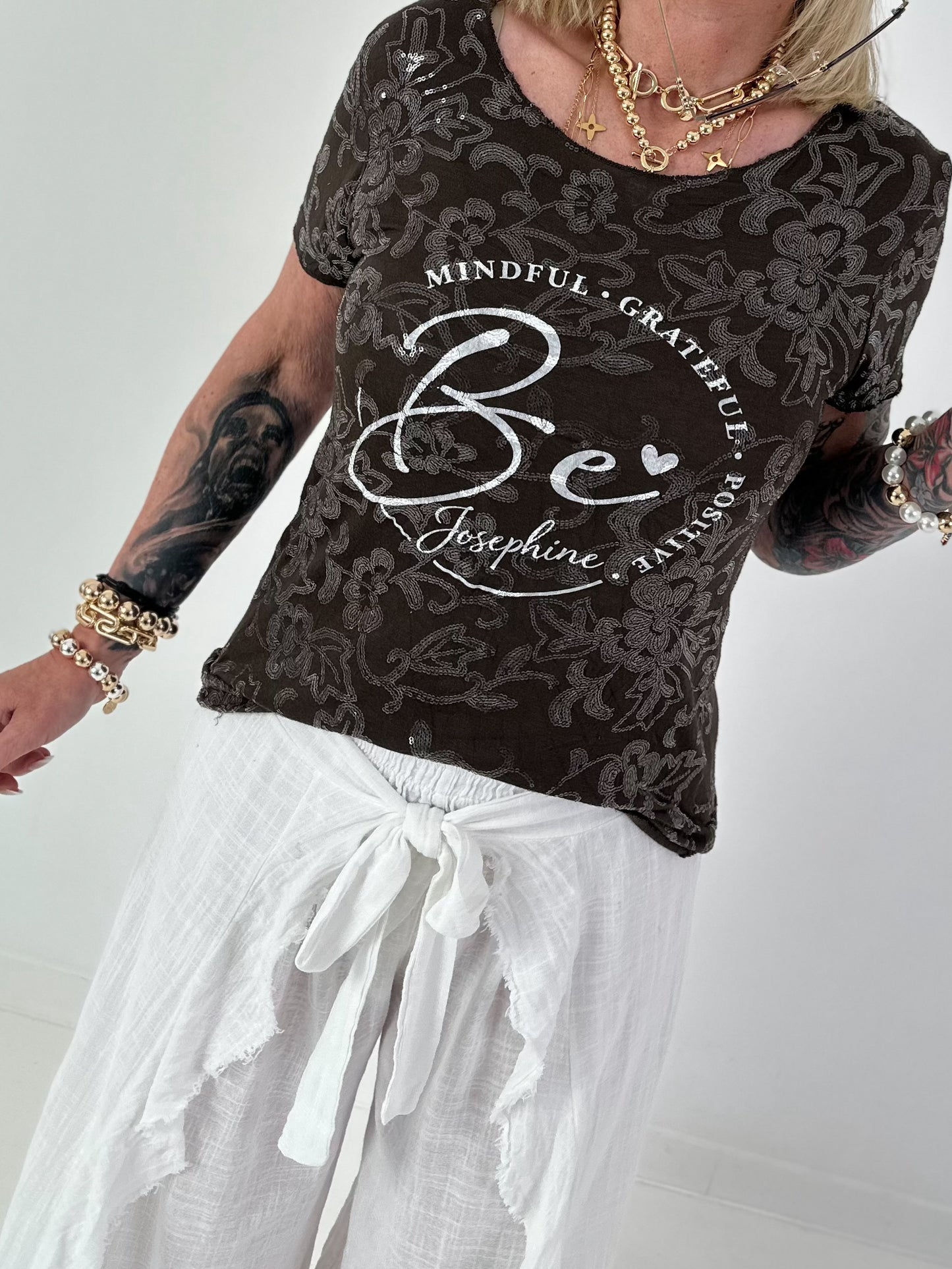 T-Shirt mit transparenten Pailletten - schoko