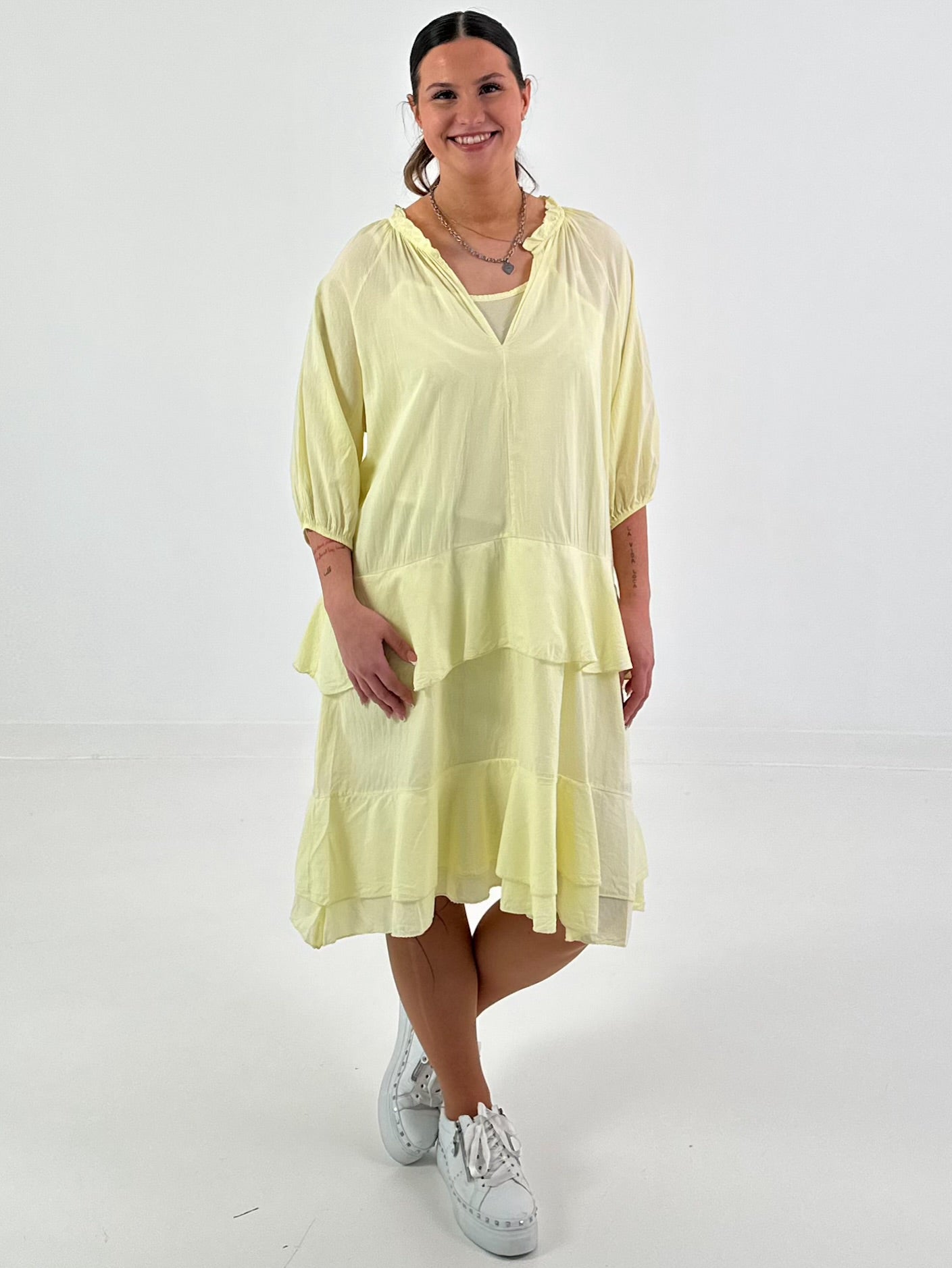 Kleid mit Unterziehtop und Volants - gelb